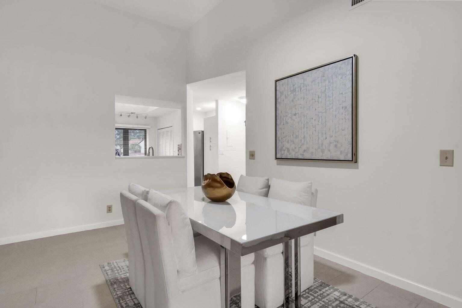 EL VIENTO AT BOCA POINTE - Residential Lease