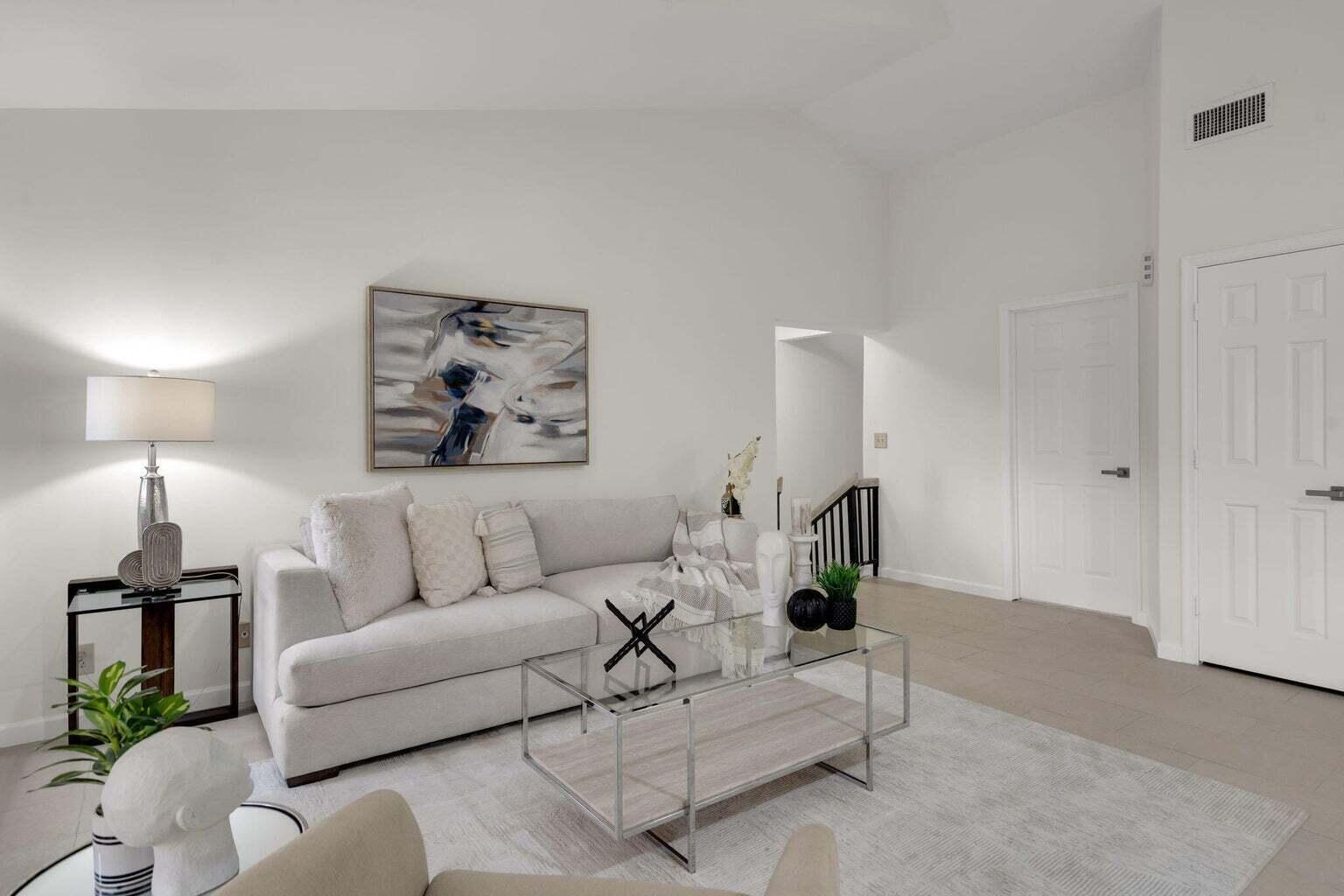 EL VIENTO AT BOCA POINTE - Residential Lease