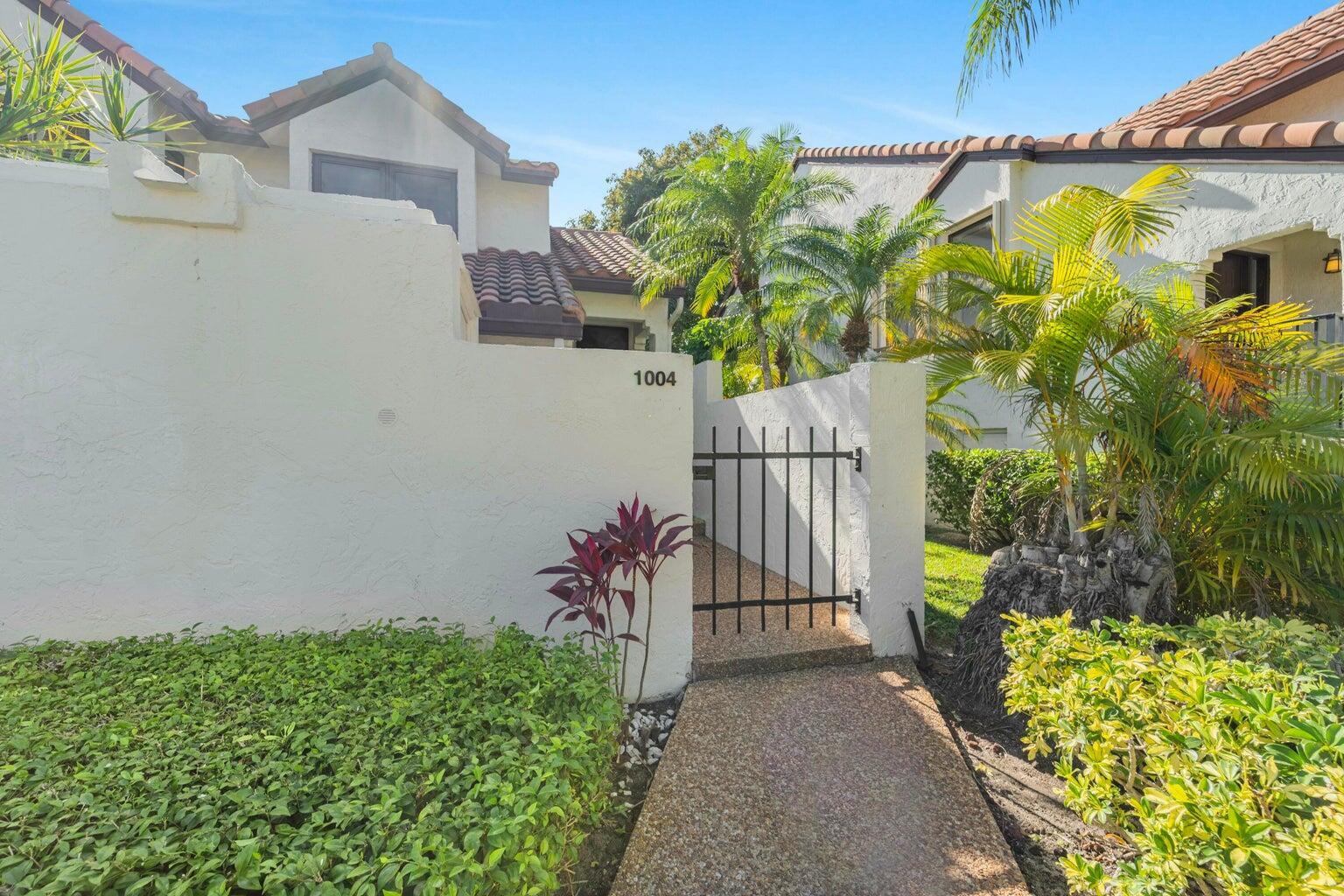 EL VIENTO AT BOCA POINTE - Residential Lease