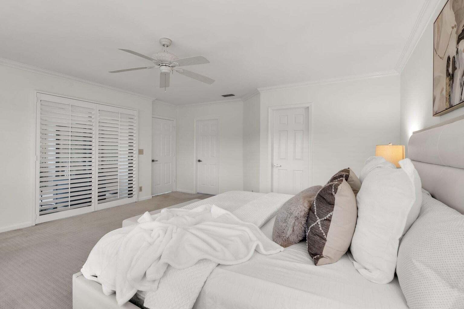 EL VIENTO AT BOCA POINTE - Residential Lease