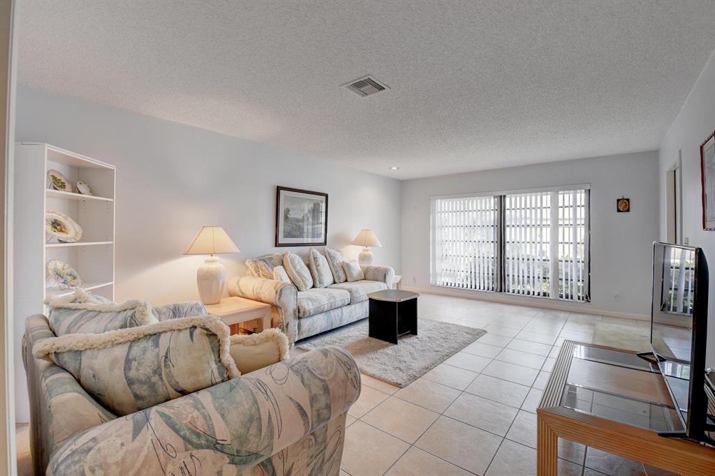 GREENTREE VILLAS CONDO - Residential