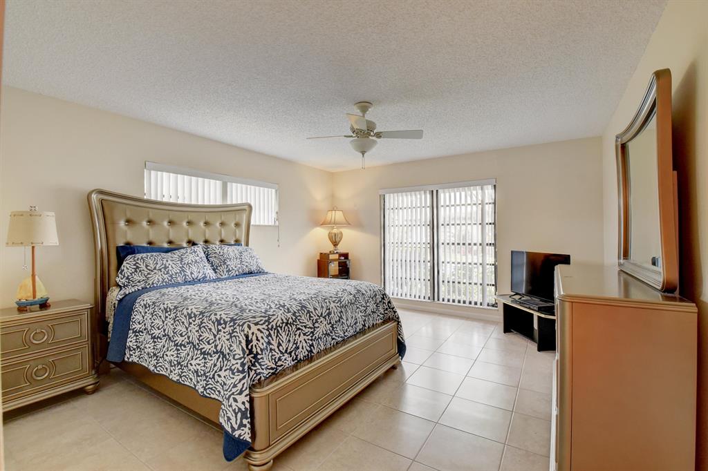 GREENTREE VILLAS CONDO - Residential