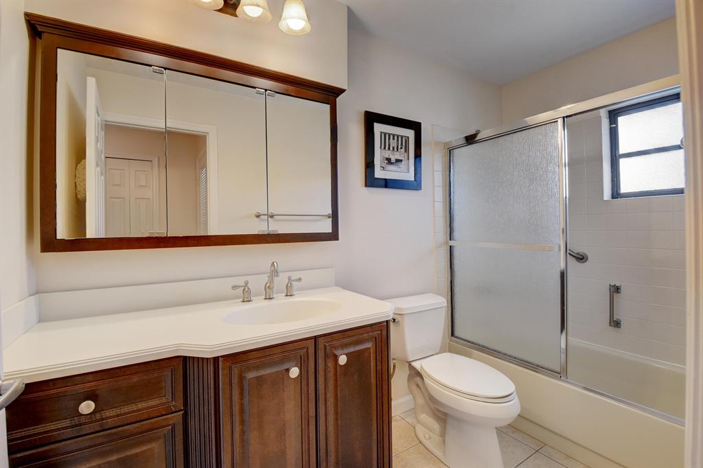 GREENTREE VILLAS CONDO - Residential