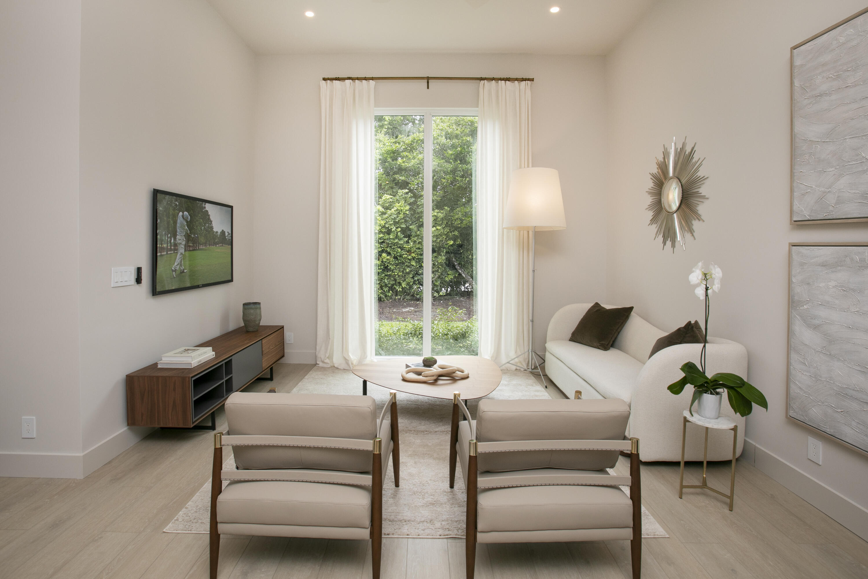 BALLENISLES POD 16B - Residential