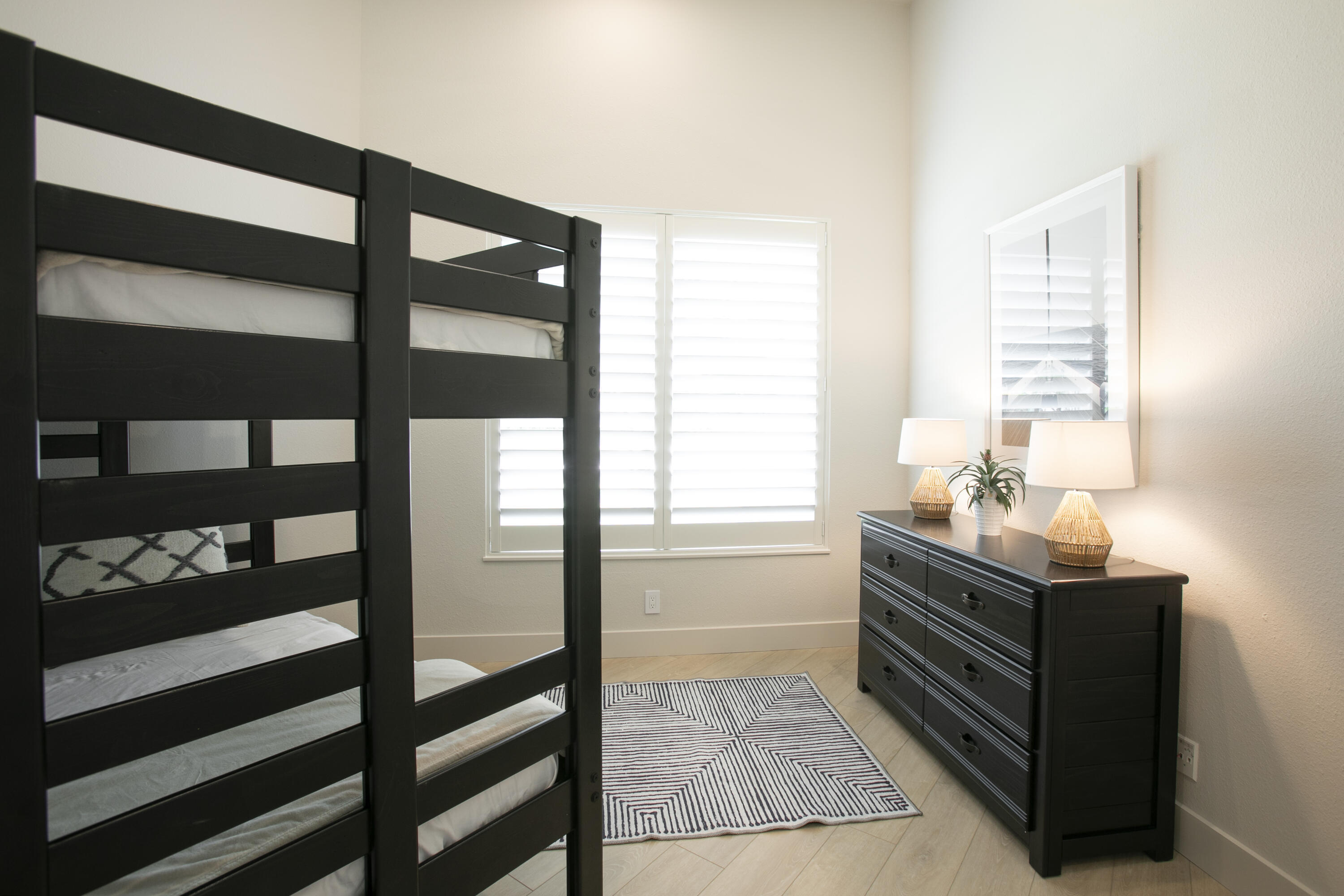 BALLENISLES POD 16B - Residential