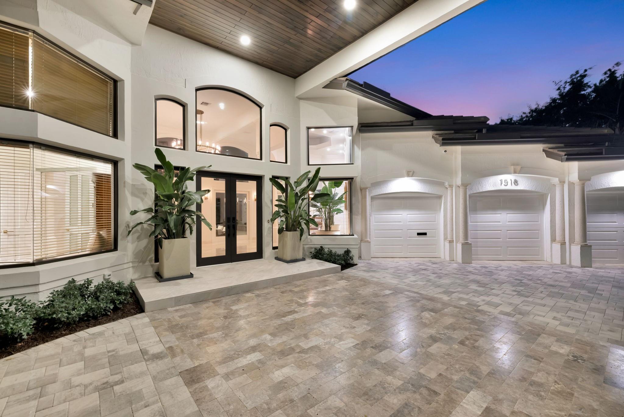 HARBOR BEACH - Residential