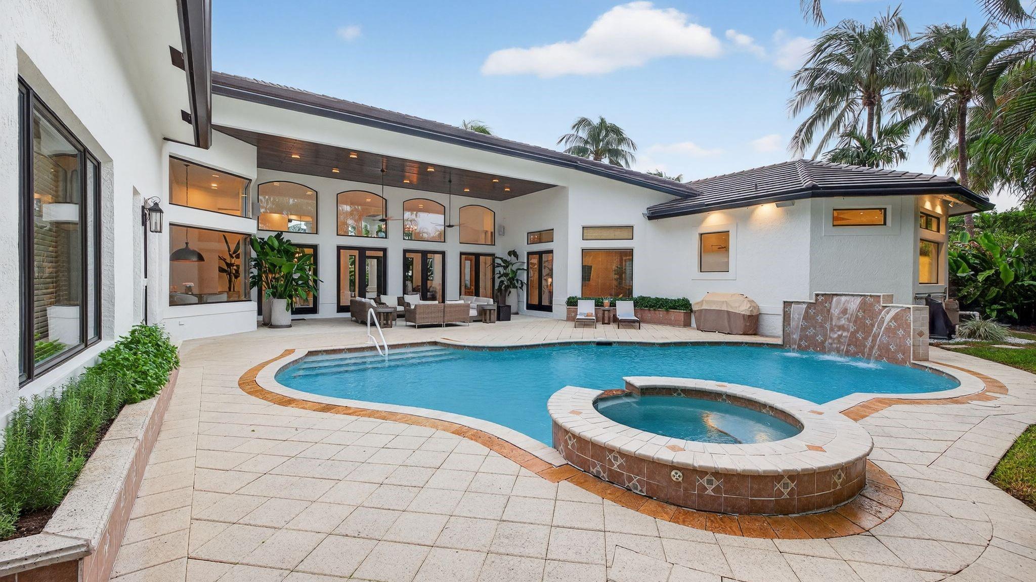 HARBOR BEACH - Residential