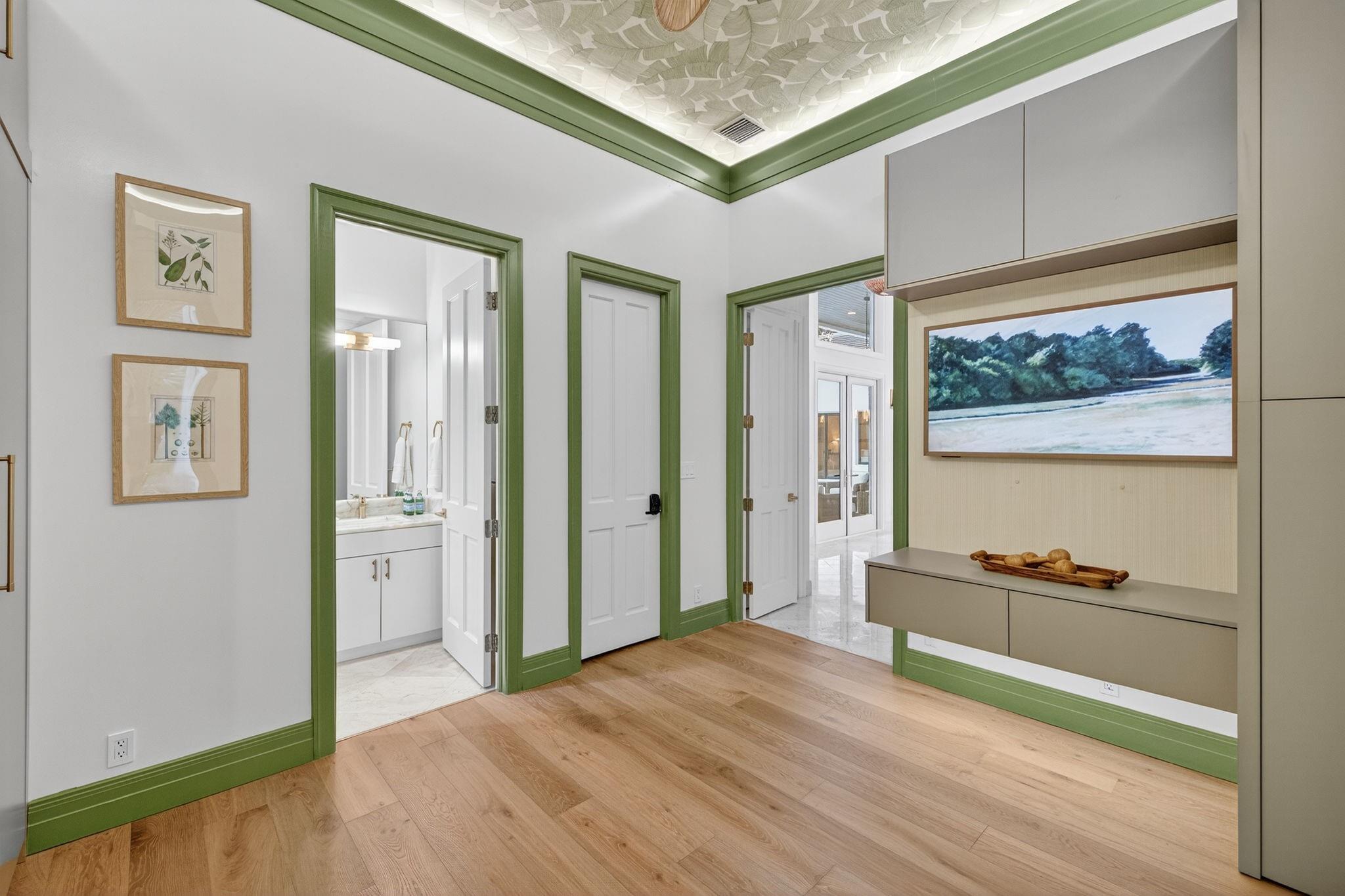 HARBOR BEACH - Residential