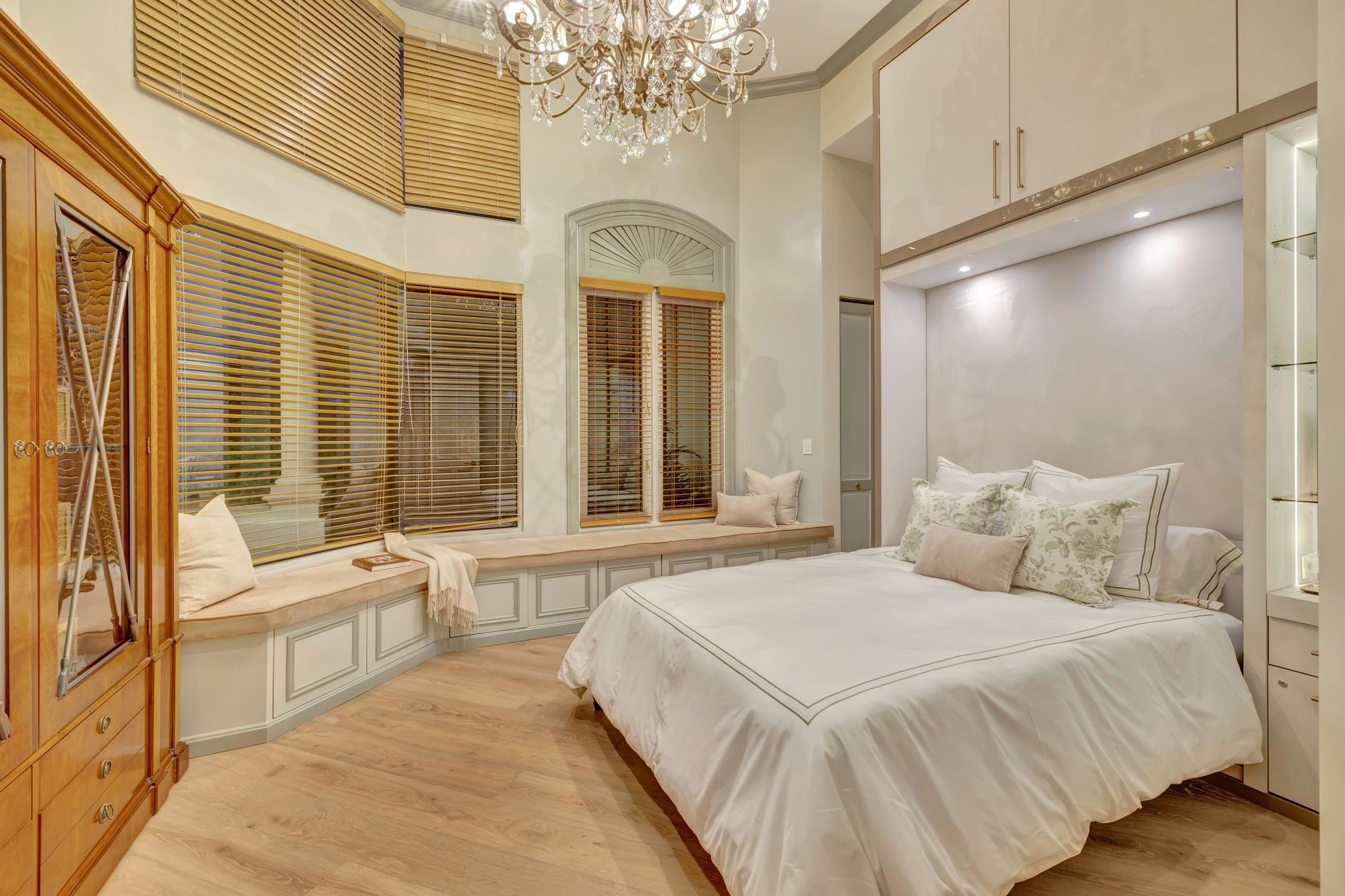 HARBOR BEACH - Residential