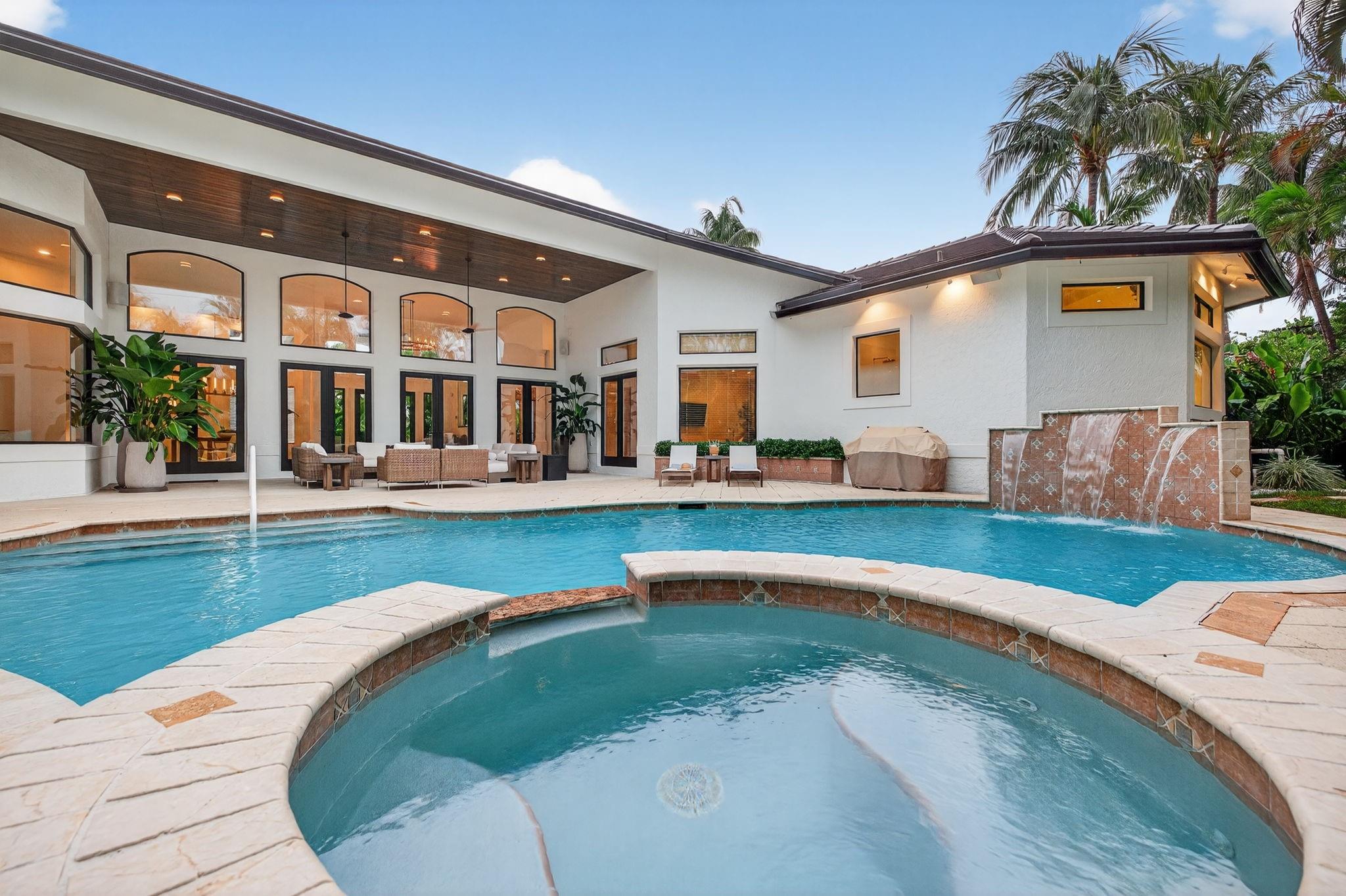 HARBOR BEACH - Residential