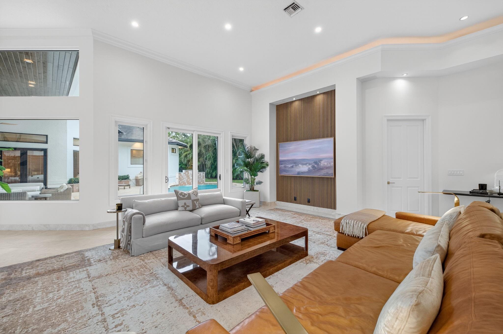 HARBOR BEACH - Residential