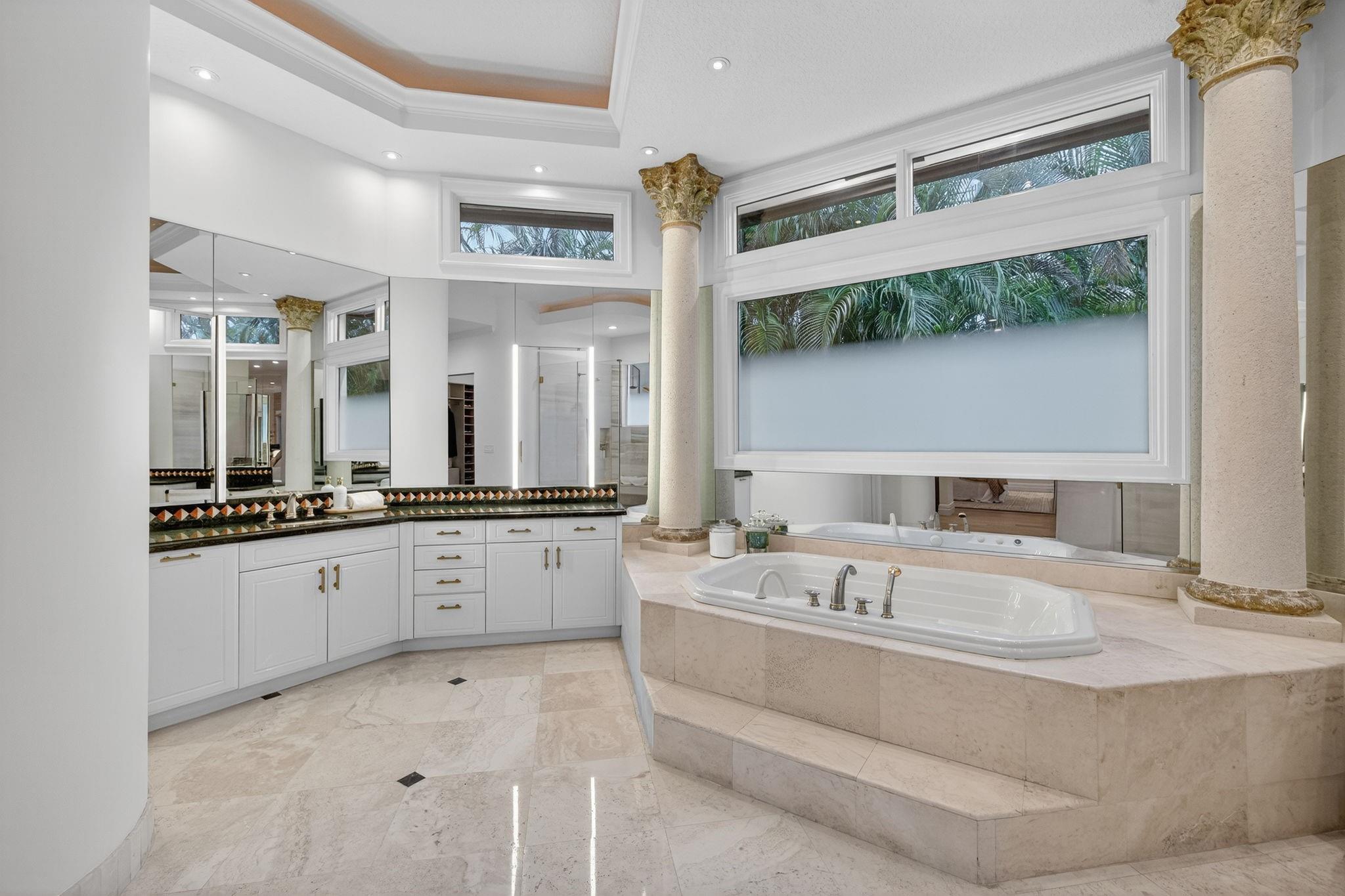 HARBOR BEACH - Residential