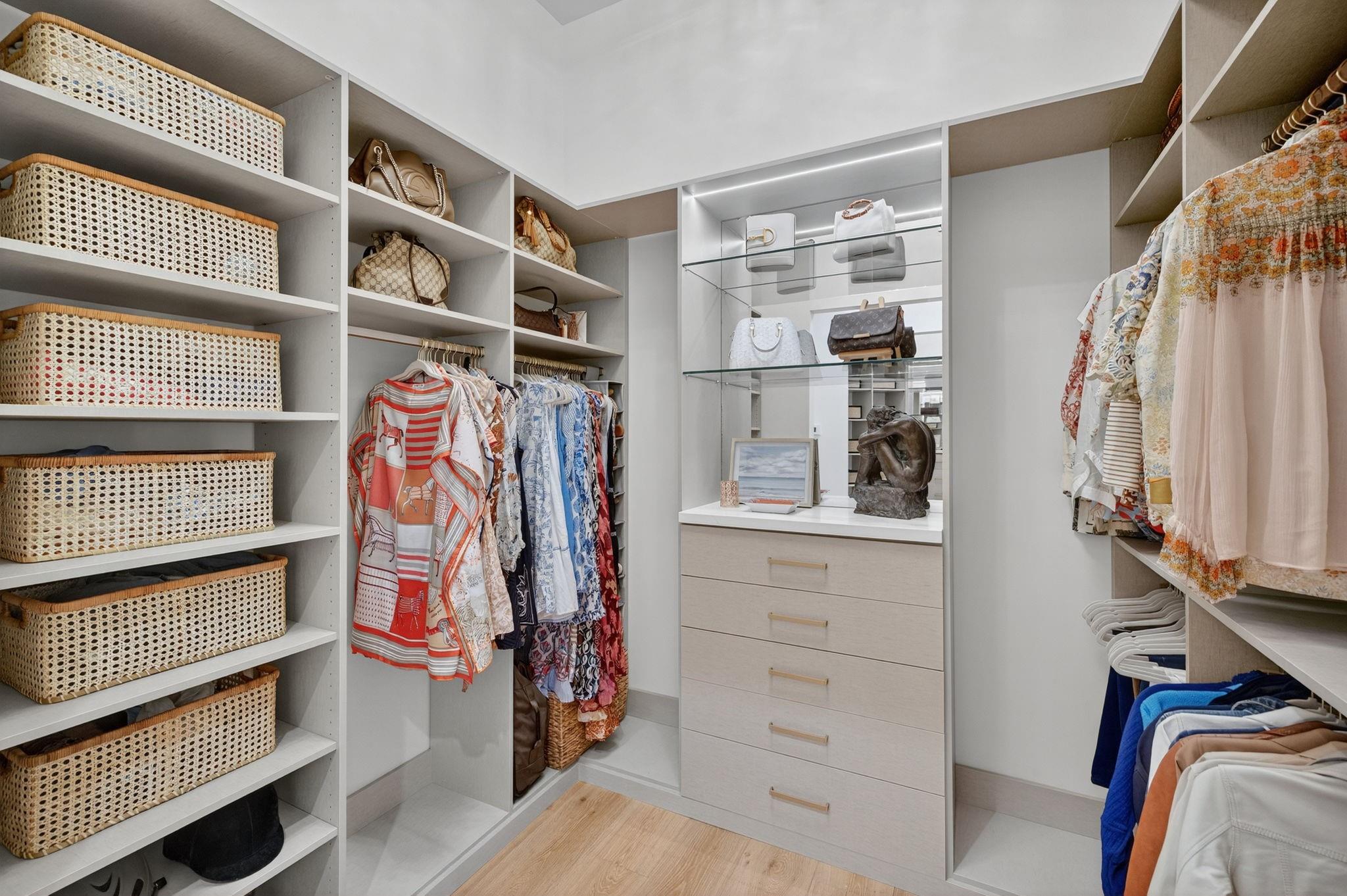 HARBOR BEACH - Residential