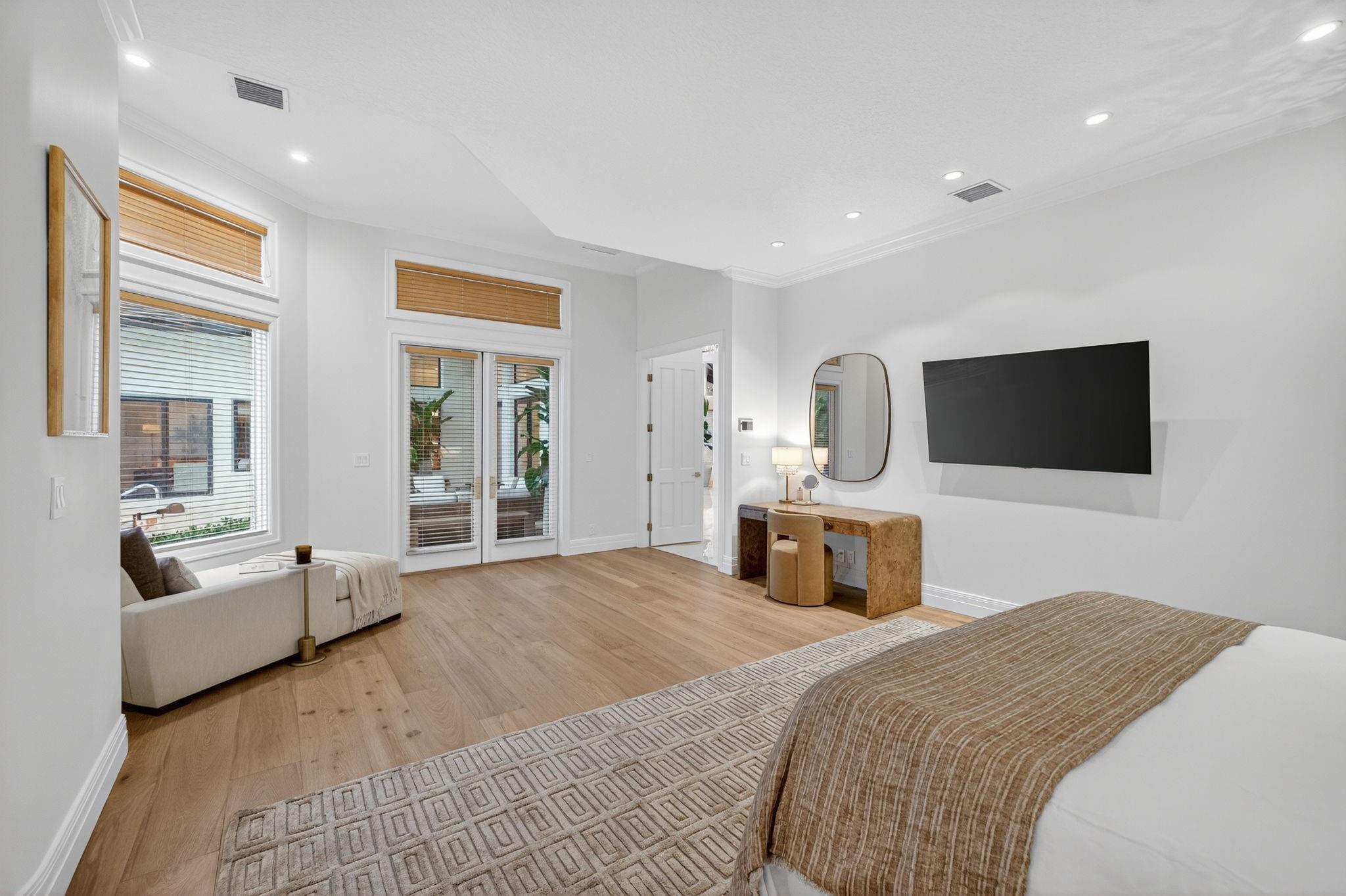 HARBOR BEACH - Residential