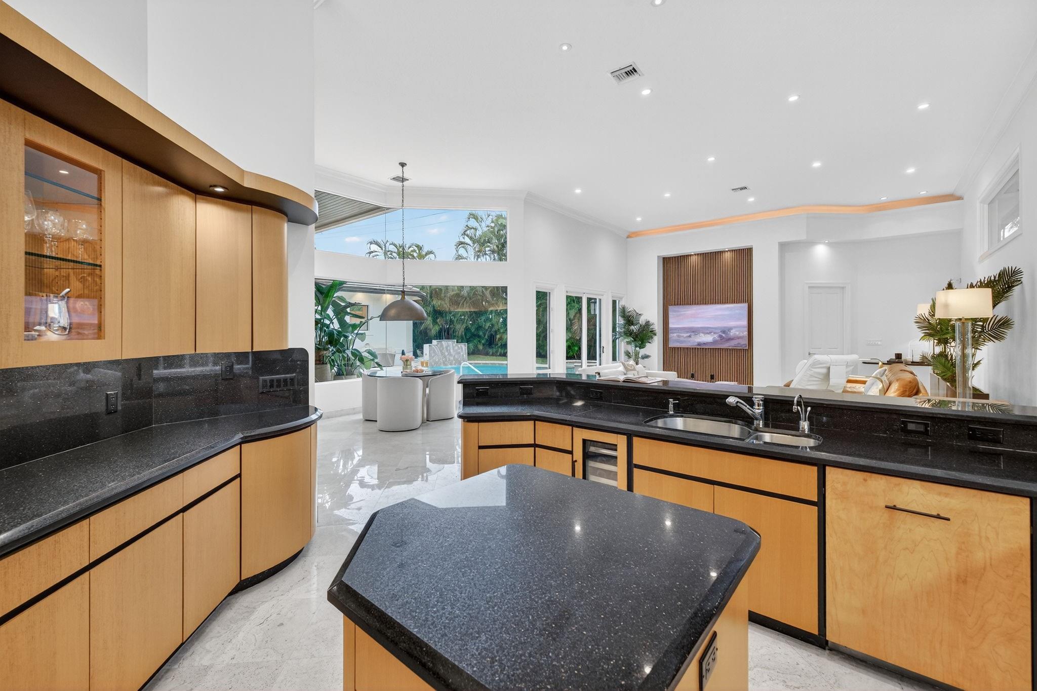 HARBOR BEACH - Residential