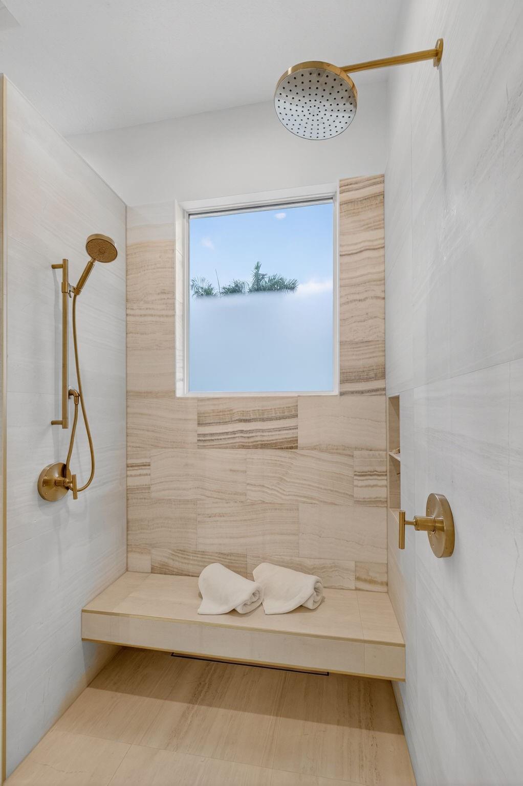 HARBOR BEACH - Residential