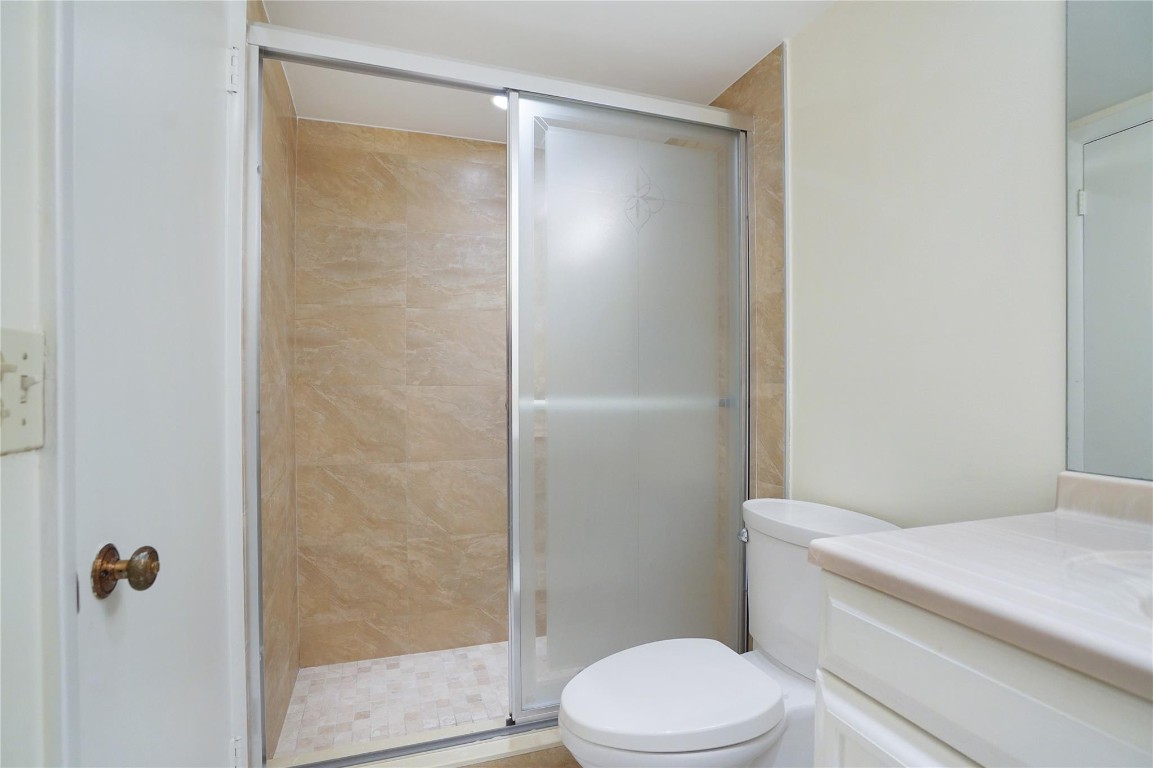 MEADOWBROOK LAKES - Residential