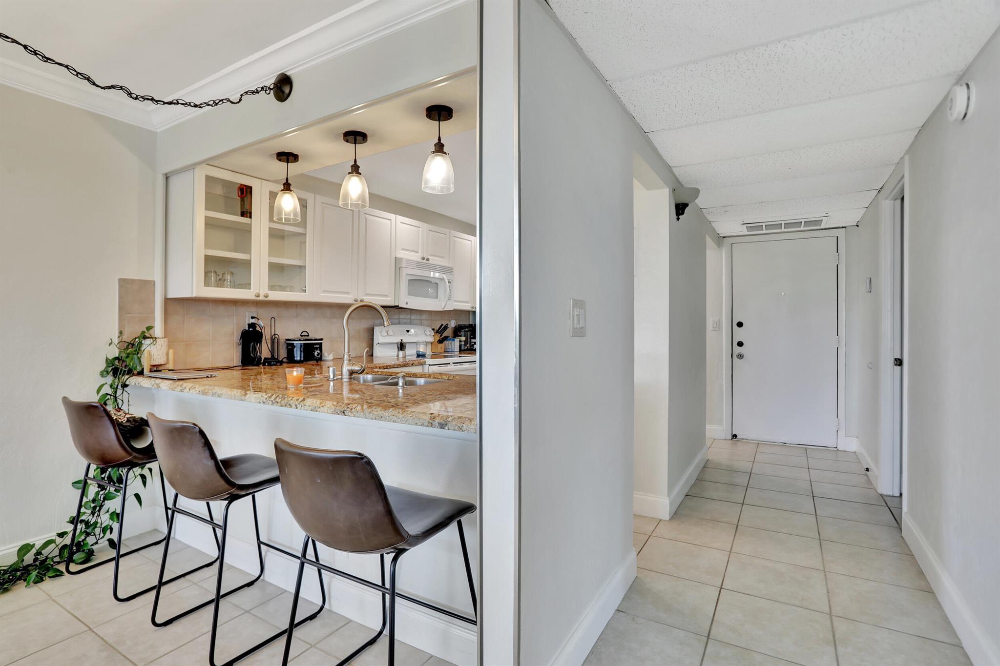 13 Royal Palm Way 2060