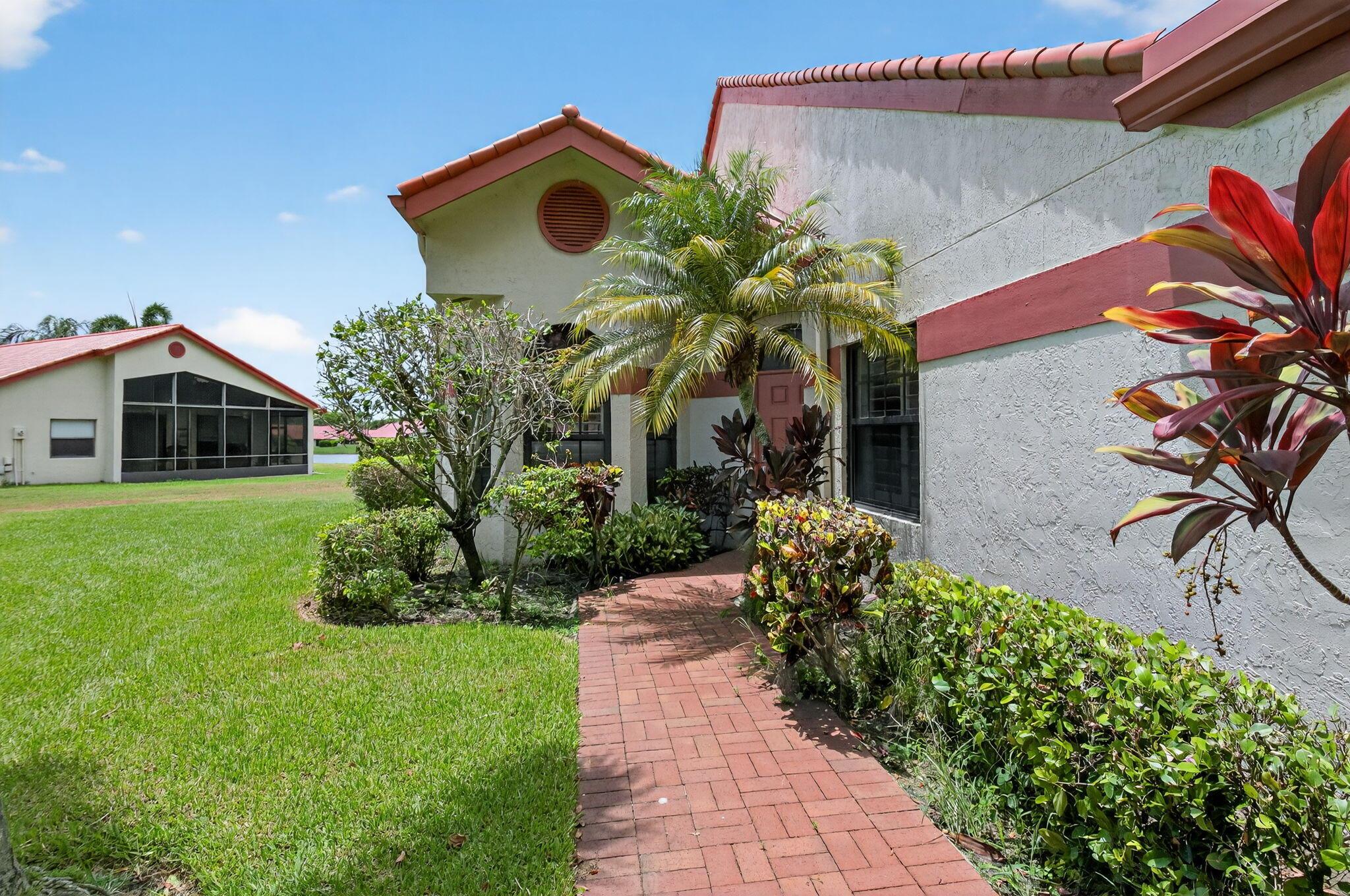 7585 Lexington Club Boulevard A