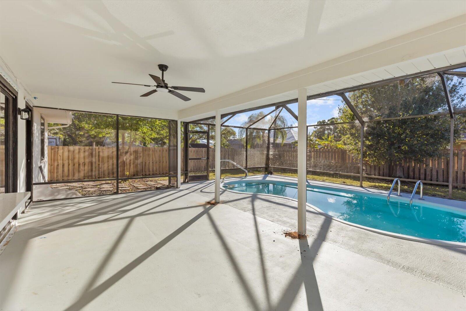 PORT ST LUCIE SECTION 4 - Residential