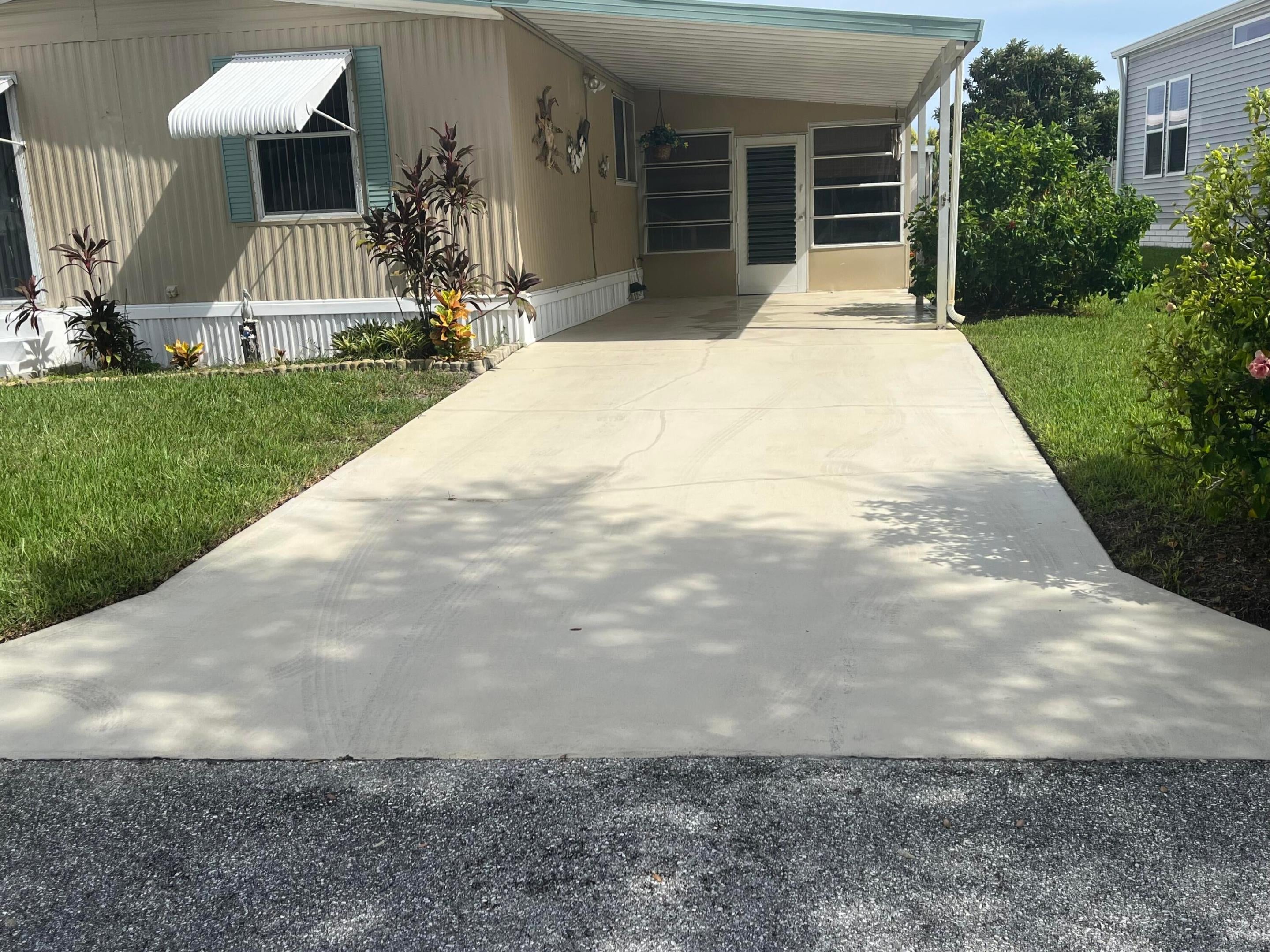 97 N Warner Drive