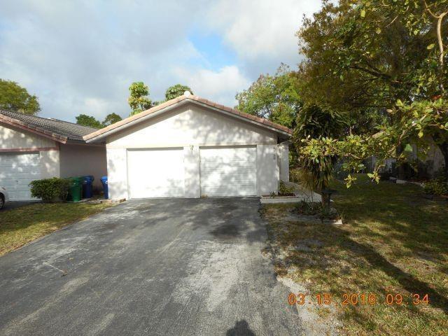 CORAL SPRINGS UNIVERSITY DRIVE - Residential