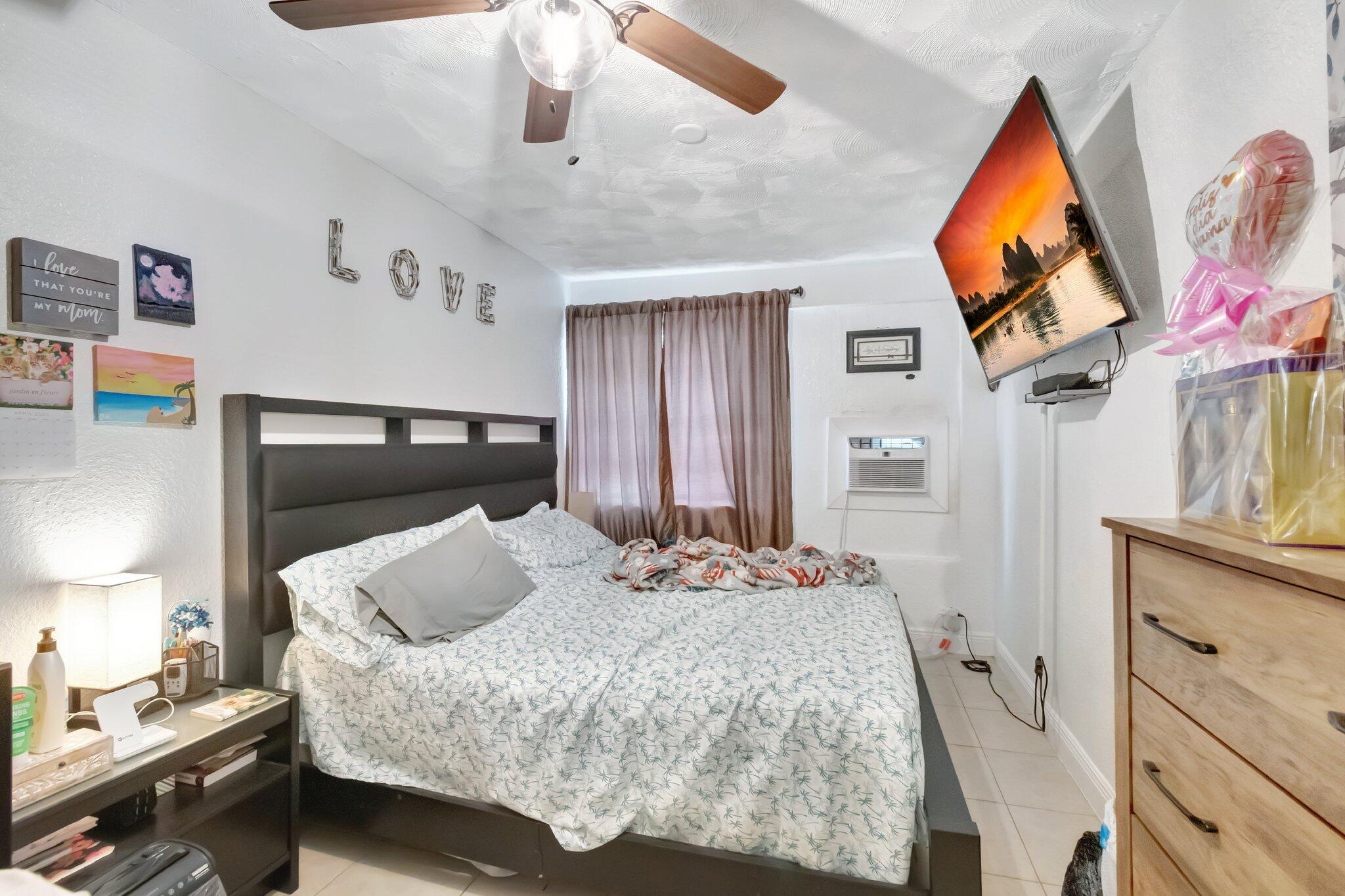 BRYANT PARK - Residential Income