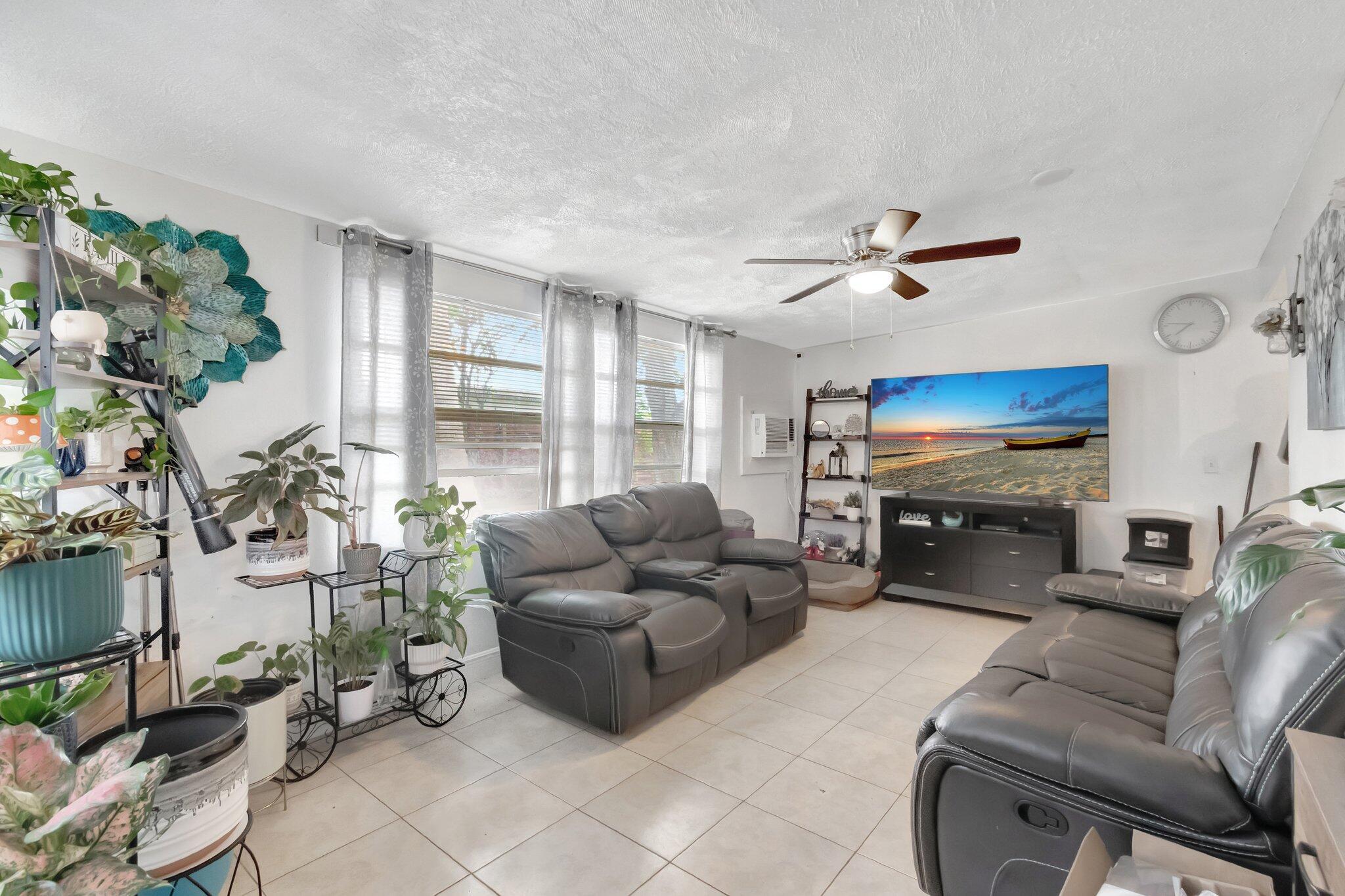 BRYANT PARK - Residential Income