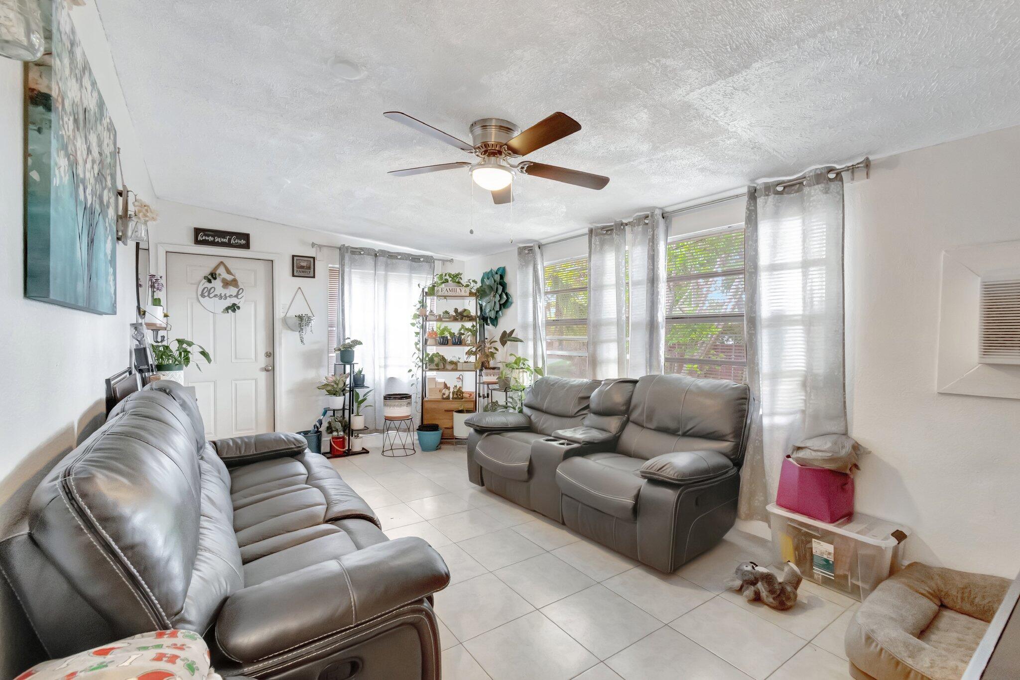 BRYANT PARK - Residential Income