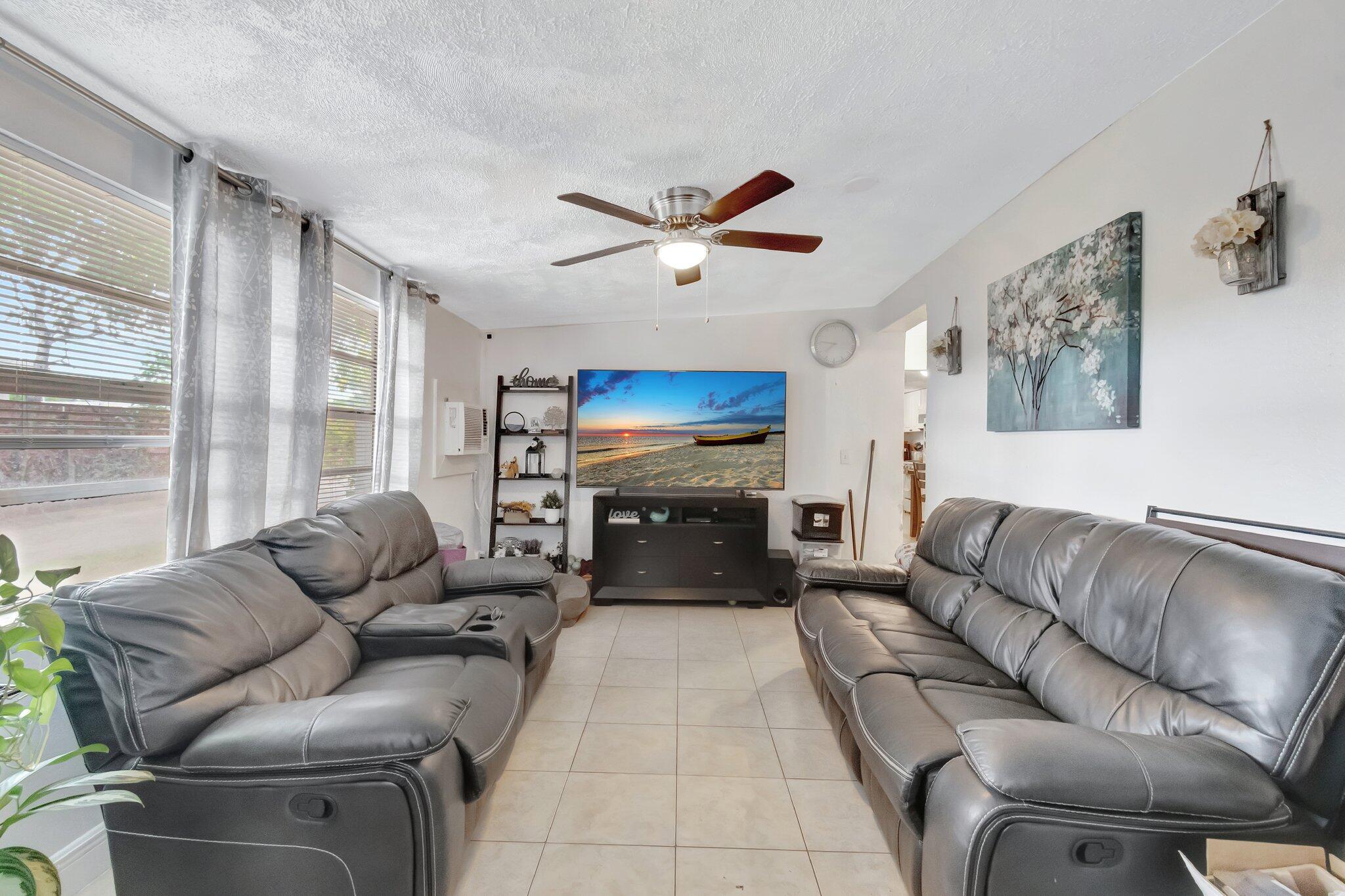 BRYANT PARK - Residential Income