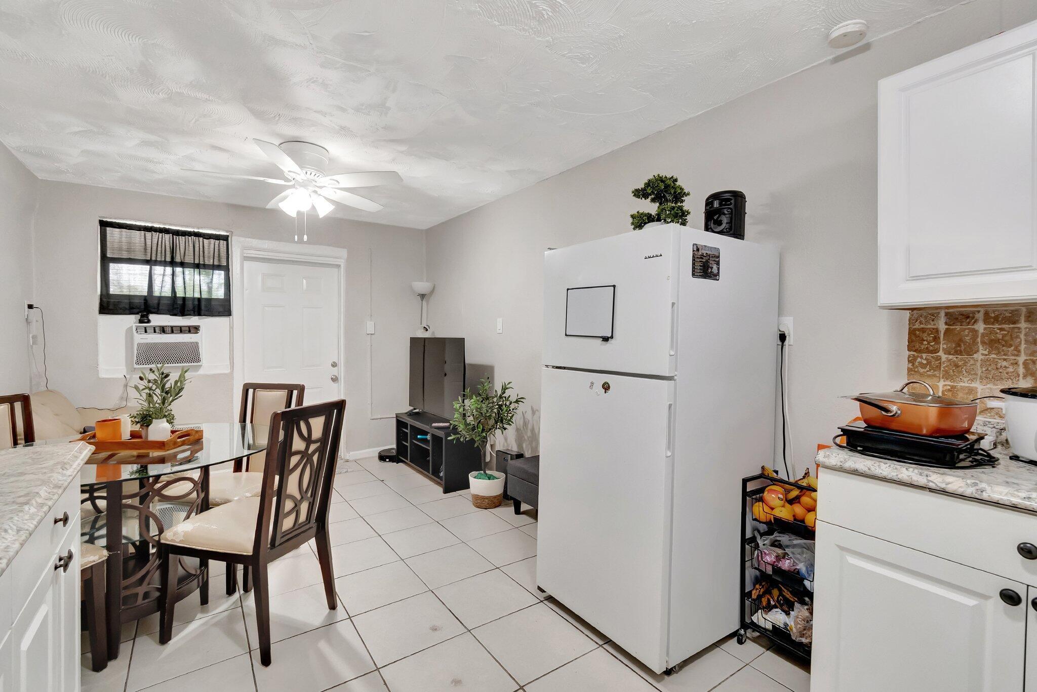 BRYANT PARK - Residential Income