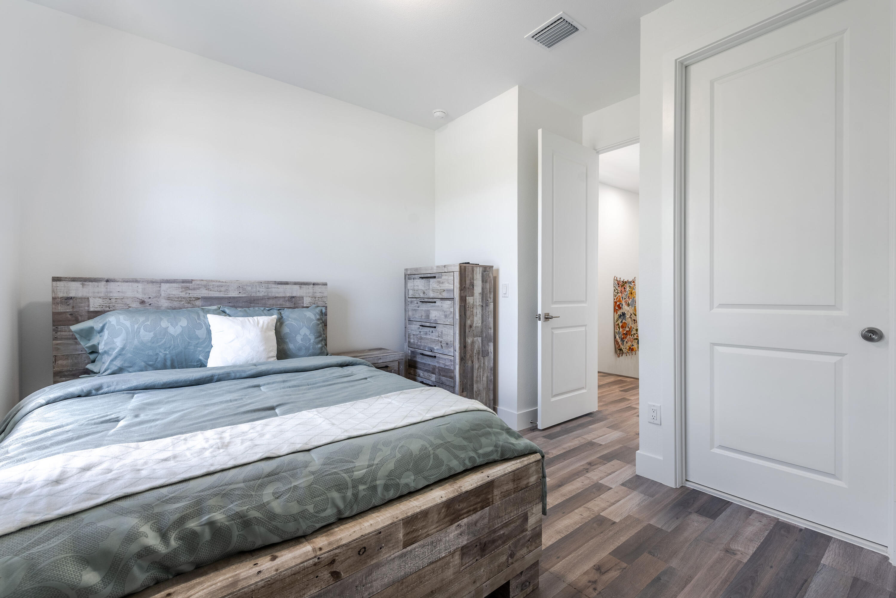 CHERRY HILLS - Residential
