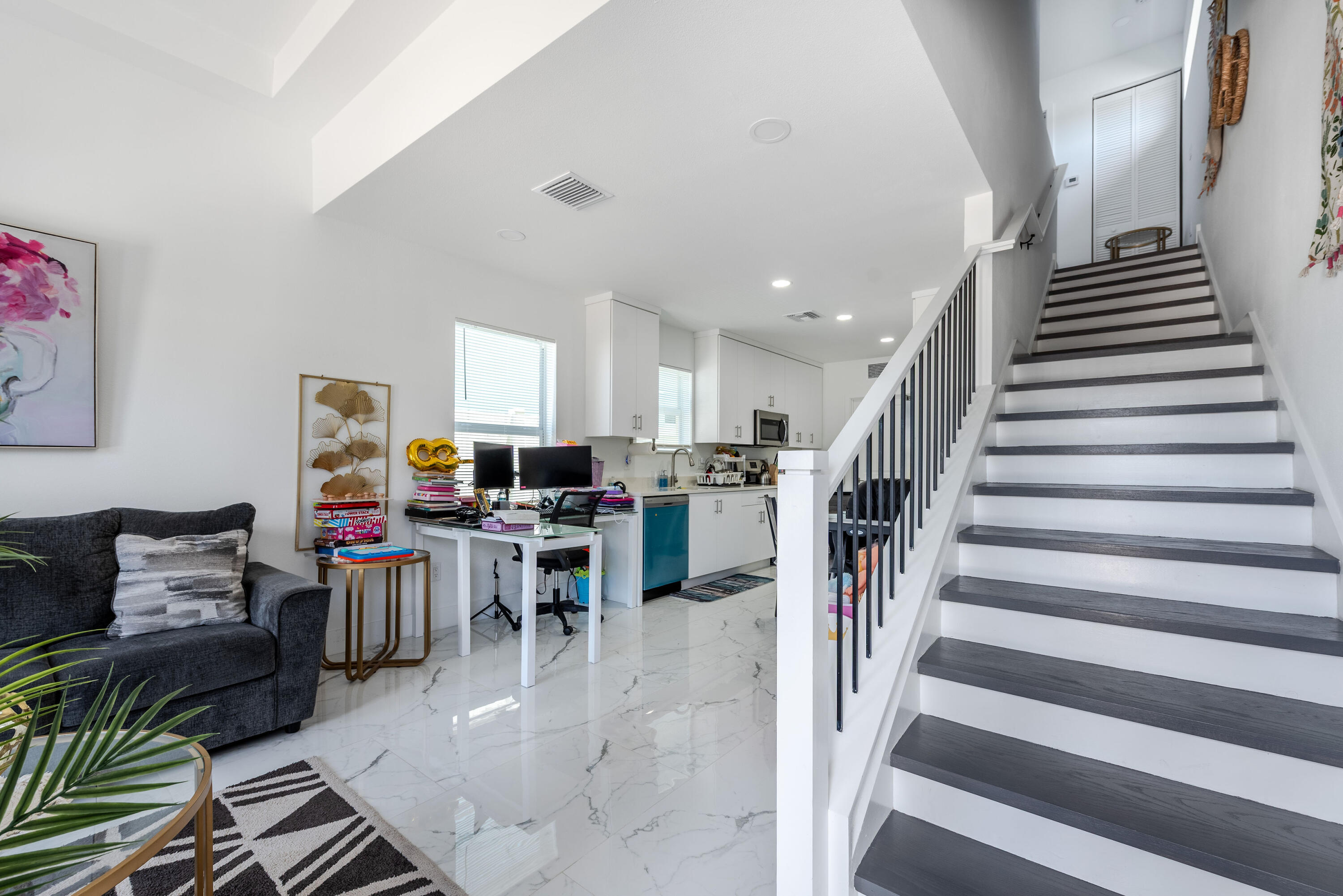 408 NW 12th Avenue