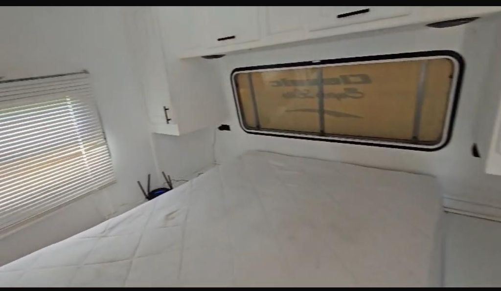 Photo of 925 NW 14th St, Fort Lauderdale, FL 33311 (MLS # B26008571)