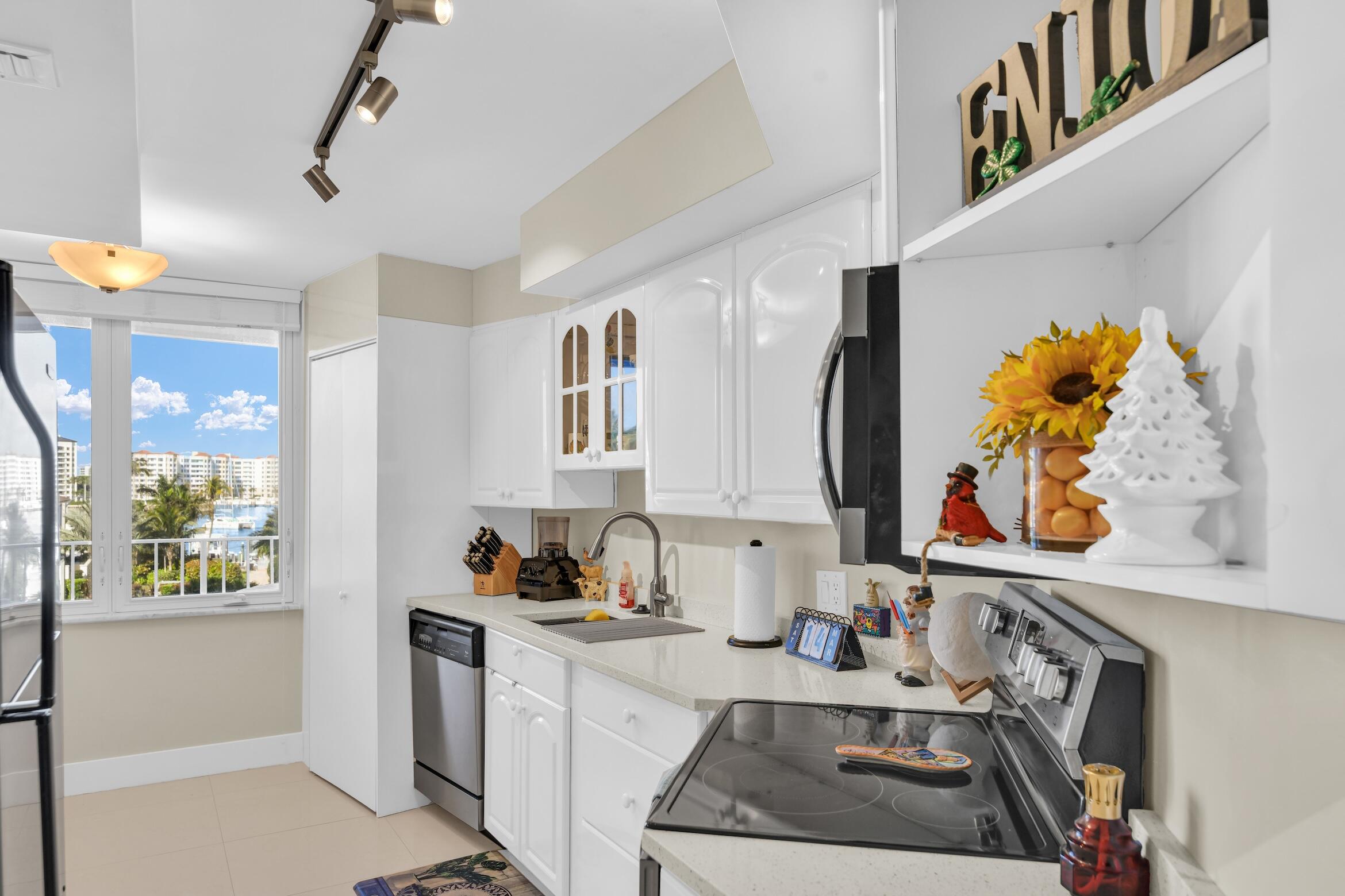 CHALFONTE CONDO - Residential Lease