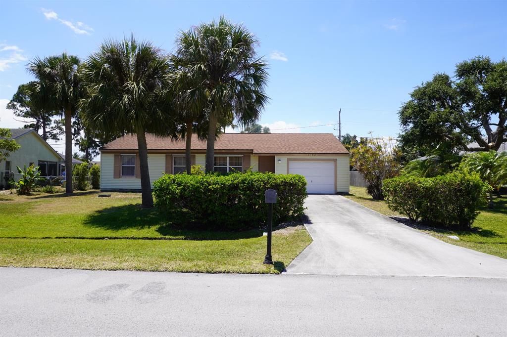 Photo of 1742 SE Duma Terrace, Port Saint Lucie, FL 34952 (MLS # R10719684)