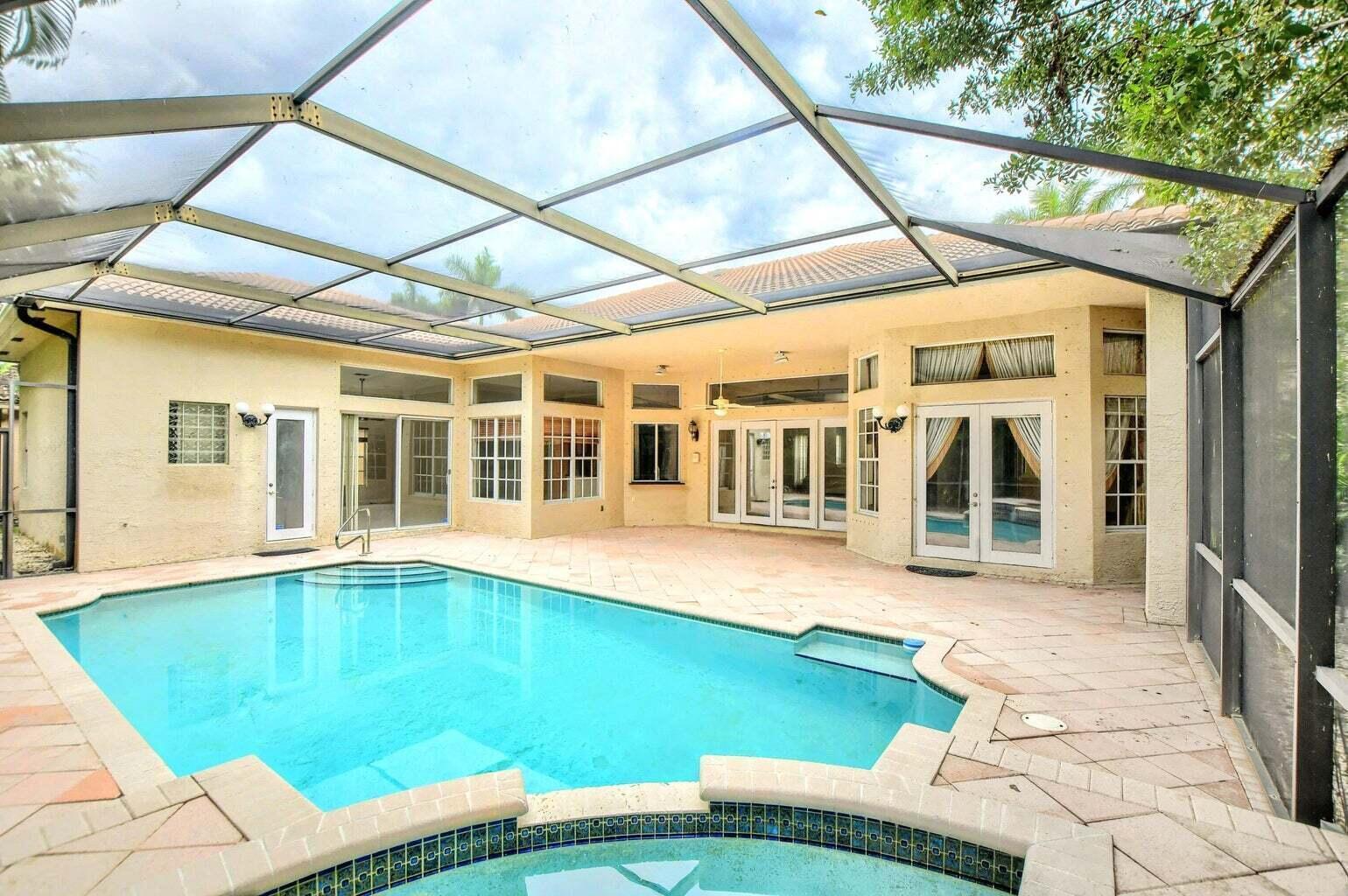 19474 Saturnia Lakes Drive