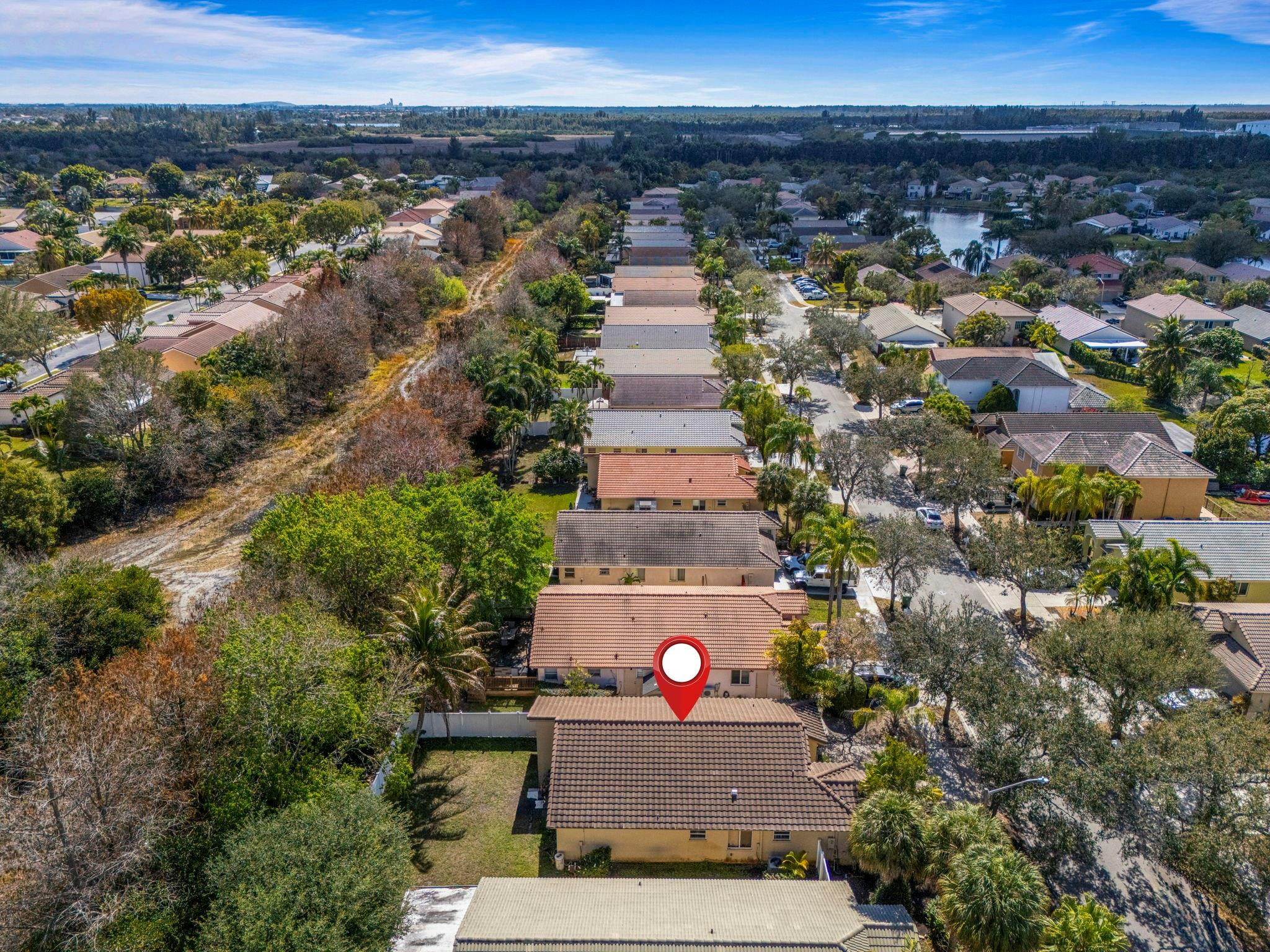 CRYSTAL POINTE - Residential