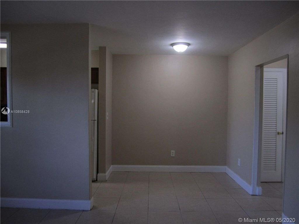 PORTA BELA CONDO - Residential