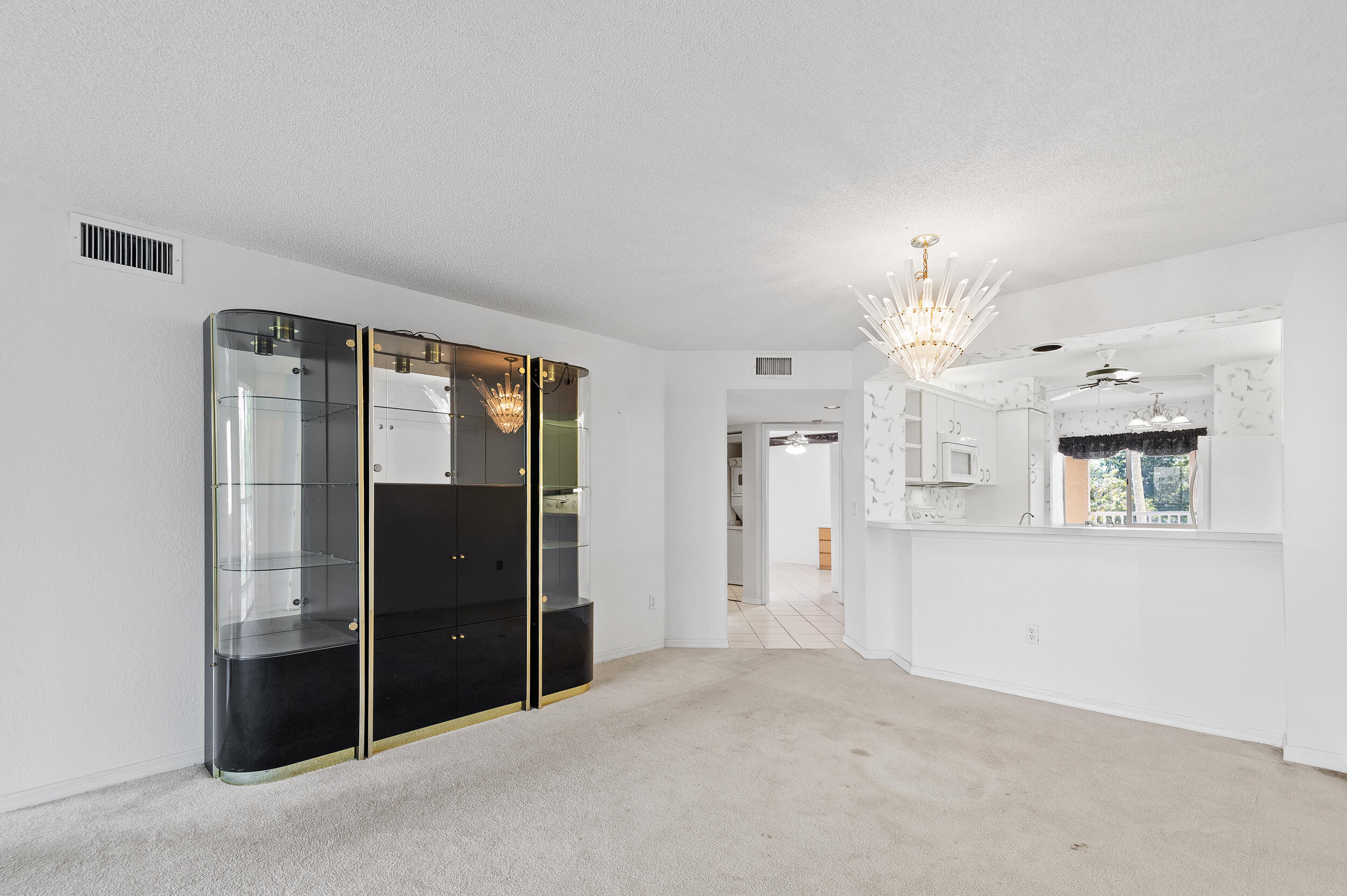 TRENT C CONDO - Residential