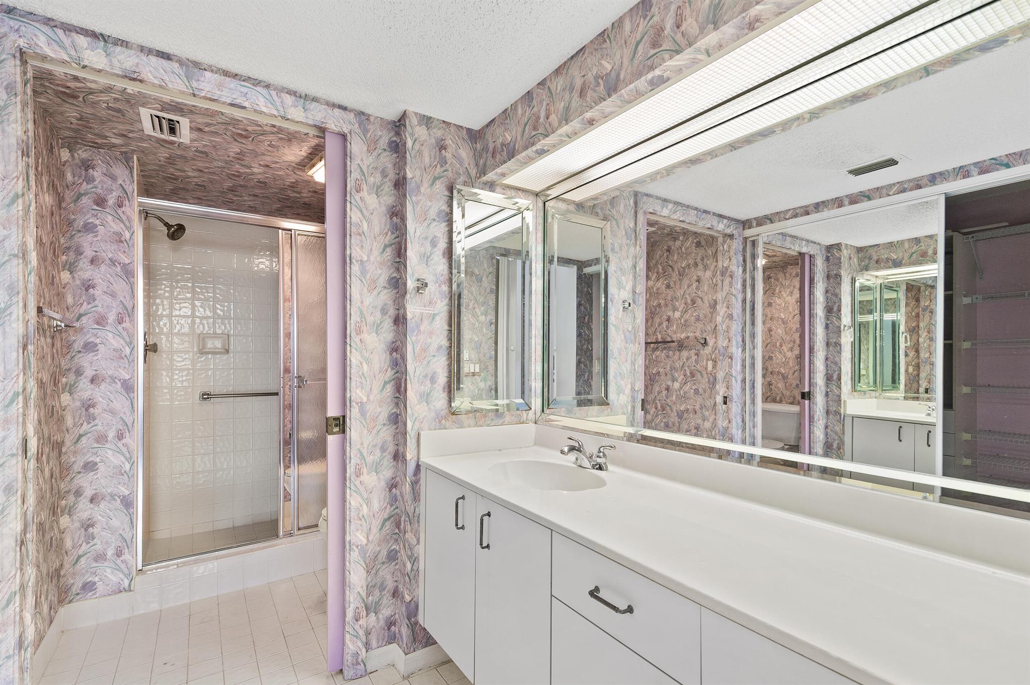 TRENT C CONDO - Residential
