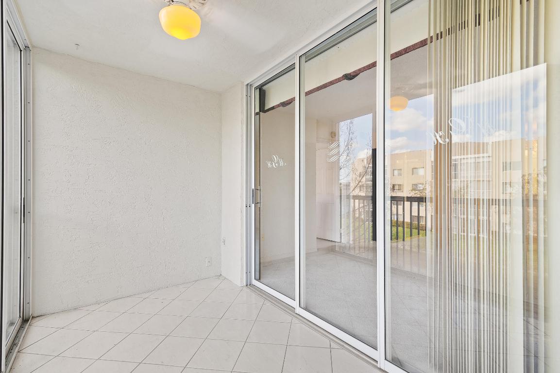 TRENT C CONDO - Residential