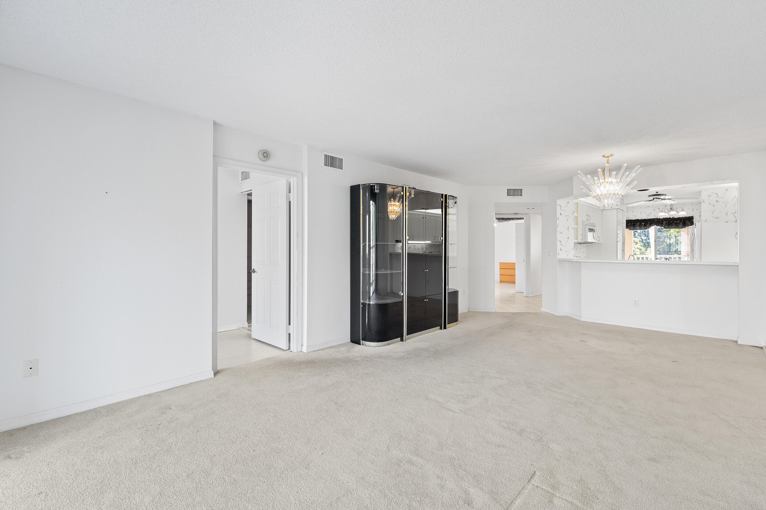 TRENT C CONDO - Residential