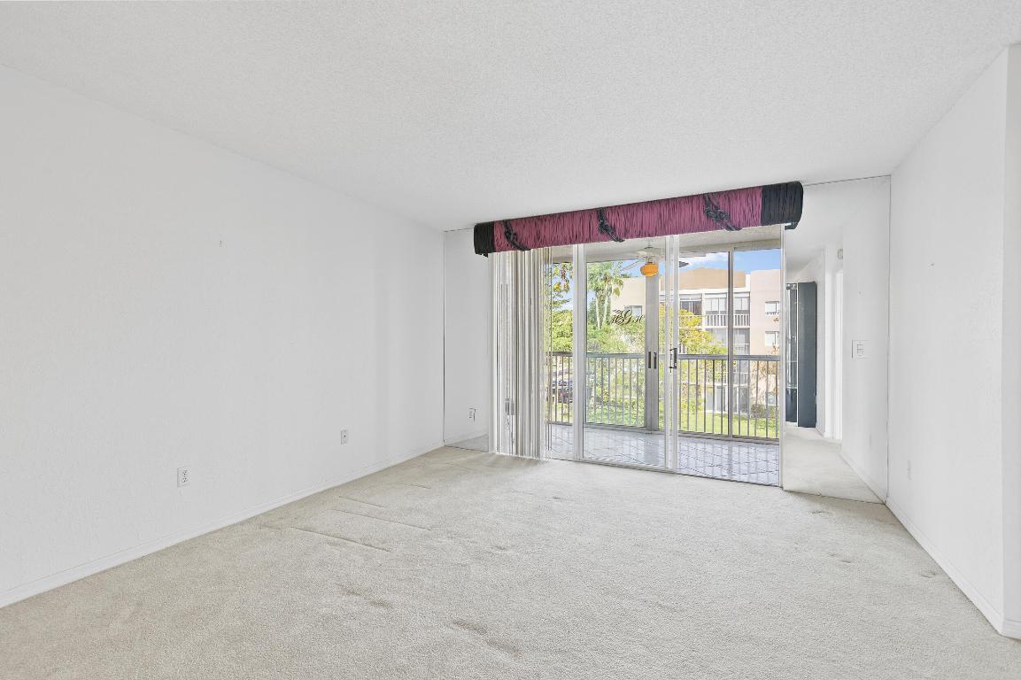 TRENT C CONDO - Residential