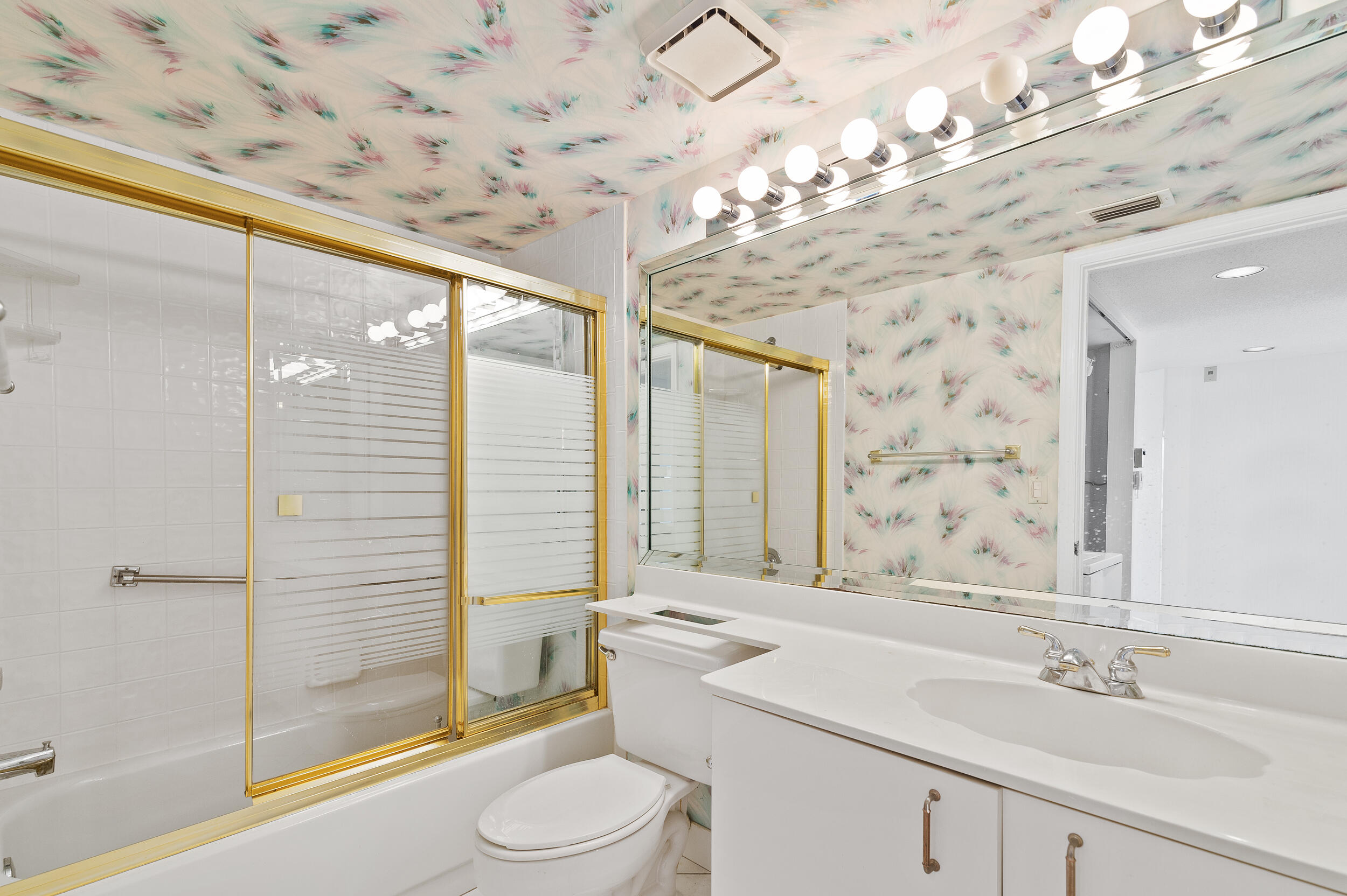 TRENT C CONDO - Residential