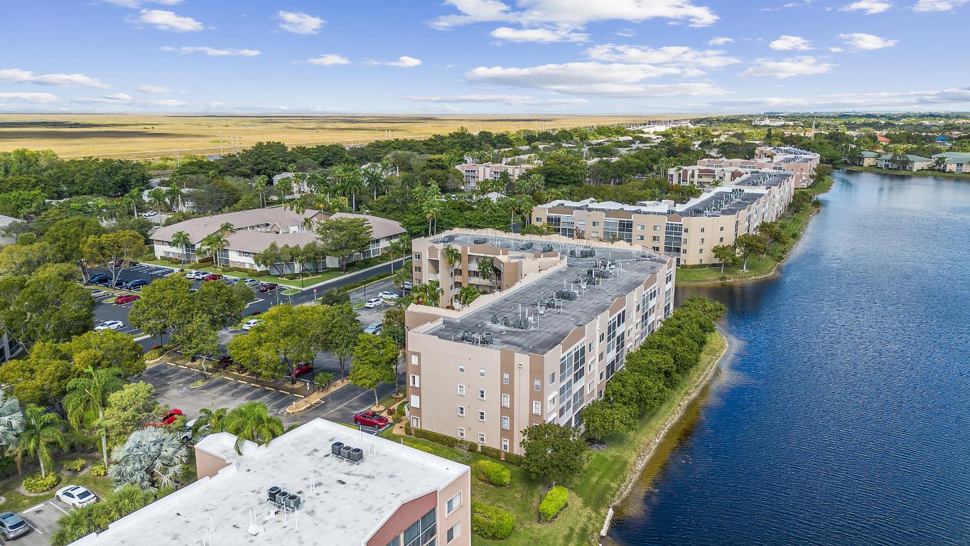 TRENT C CONDO - Residential