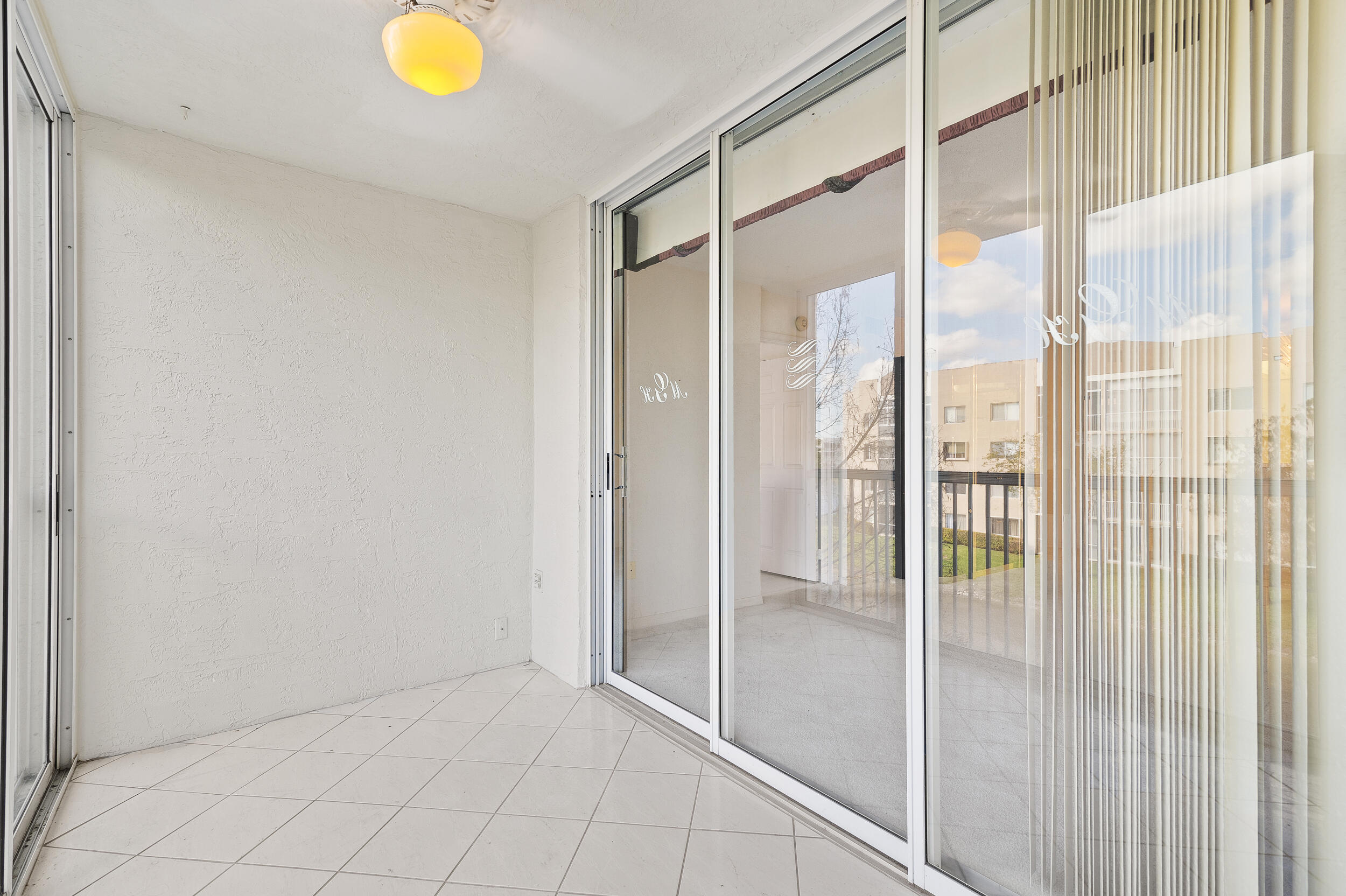 TRENT C CONDO - Residential