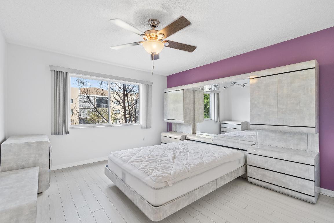 TRENT C CONDO - Residential