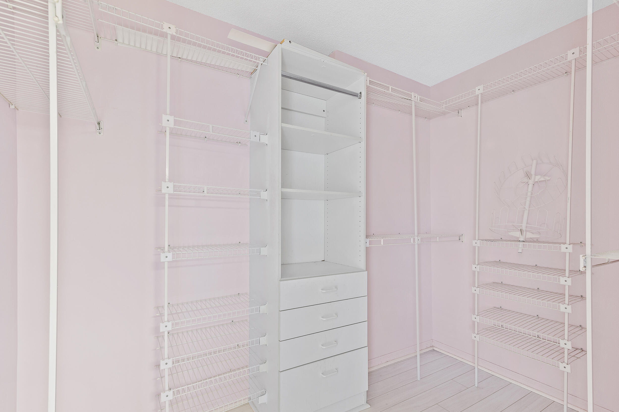 TRENT C CONDO - Residential