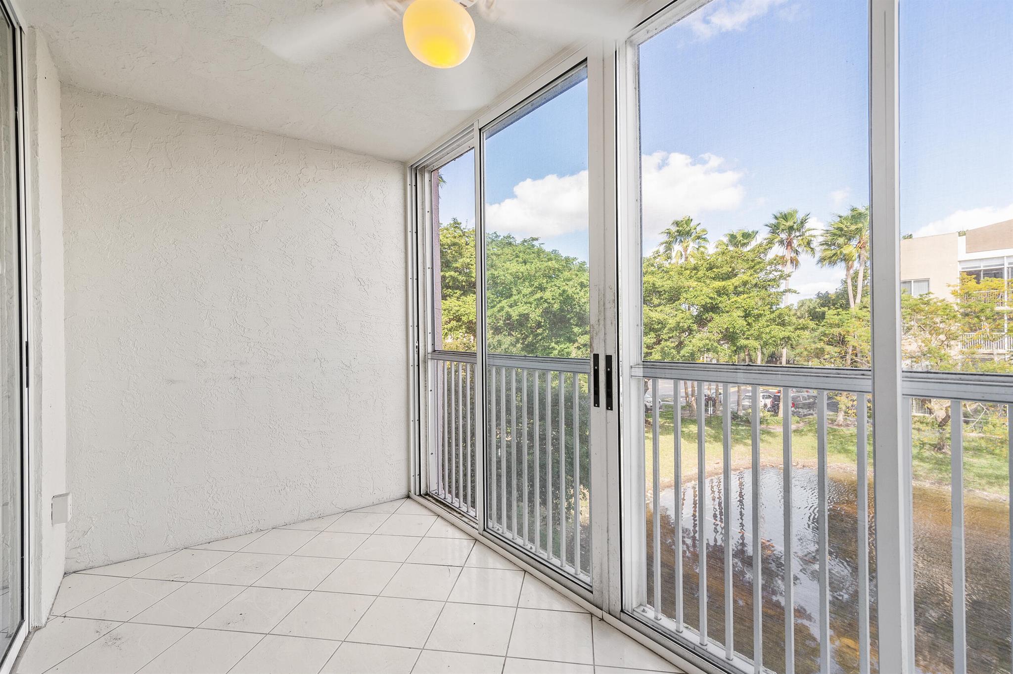 TRENT C CONDO - Residential